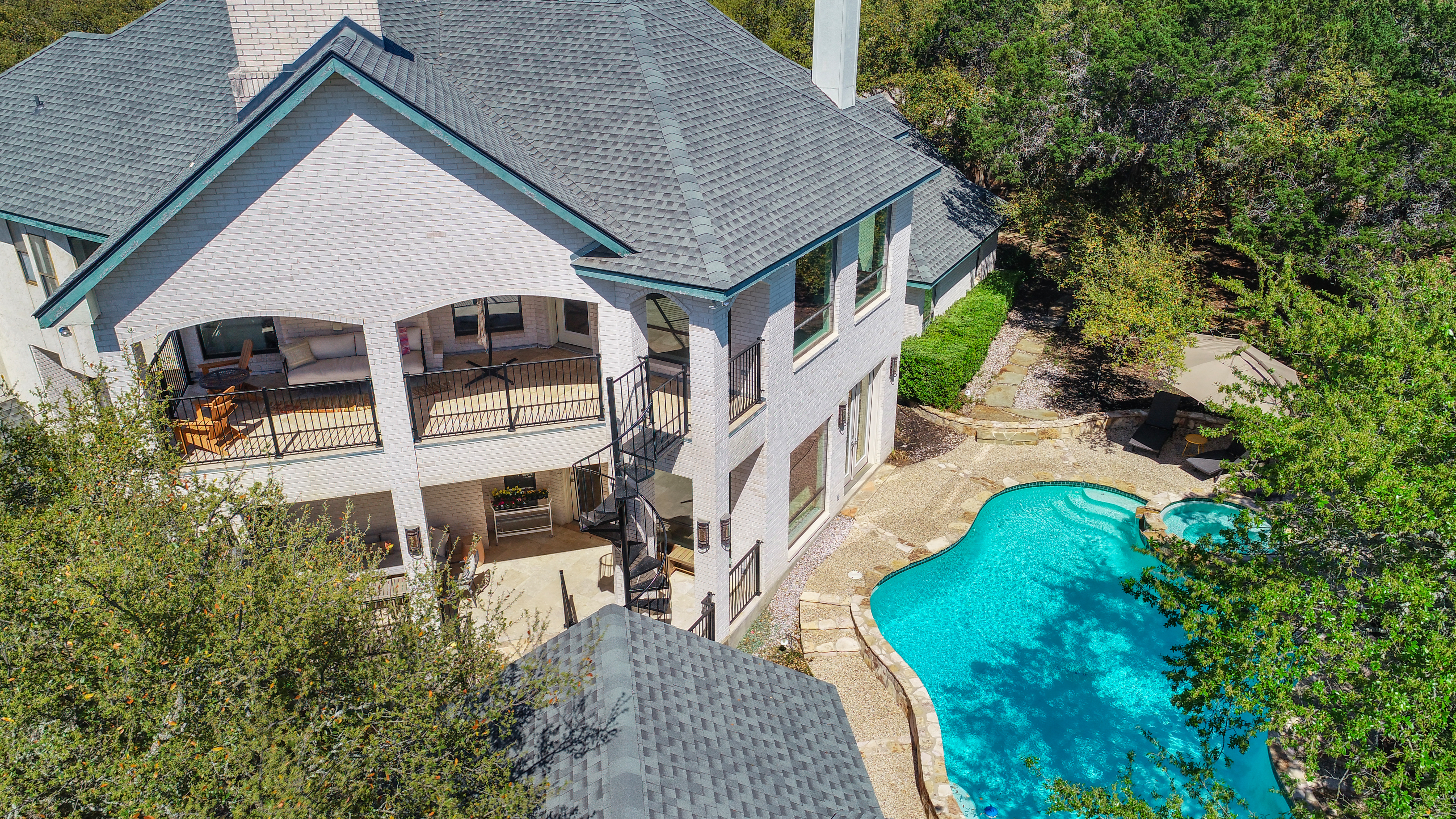  Luxury Living with Hilltop Views - 物件實景