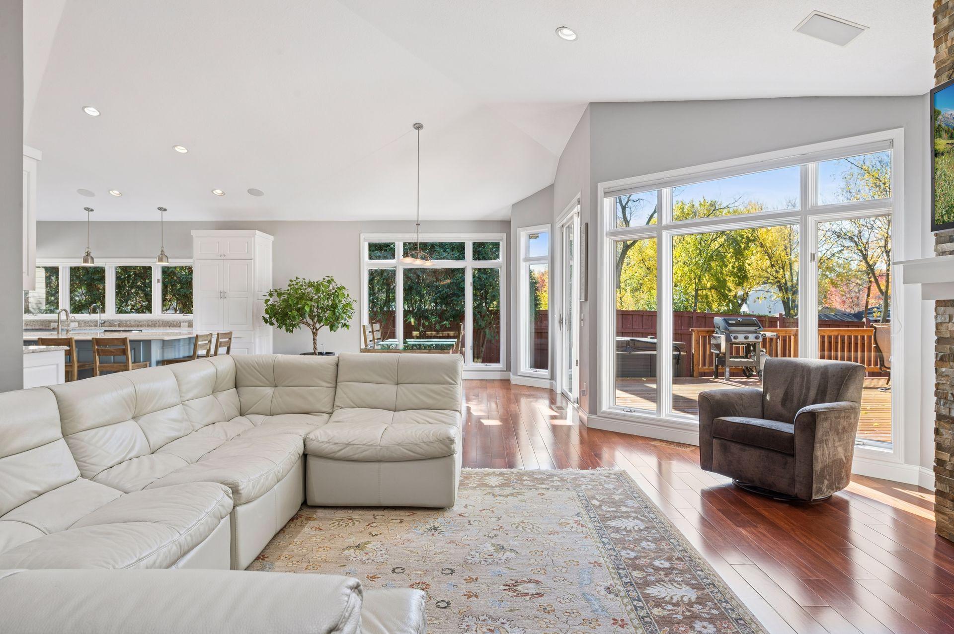 Plymouth, Minnesota, 55447, United States, 5 Bedrooms Bedrooms, ,4 BathroomsBathrooms,Residential,For Sale,1989736