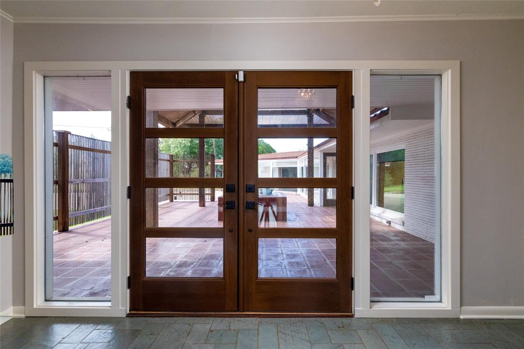 Weatherford, Texas, 76086, United States, 3 Bedrooms Bedrooms, ,4 BathroomsBathrooms,Residential,For Sale,1974864