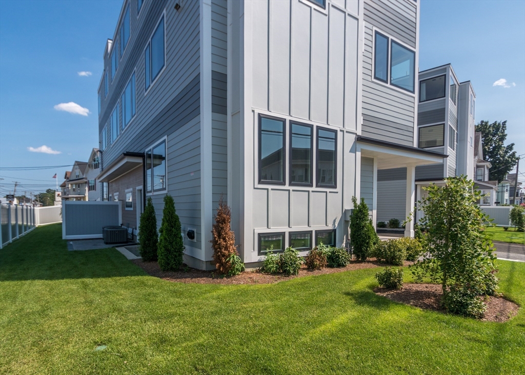 Waltham, Massachusetts, 02453, United States, 8 Bedrooms Bedrooms, ,8 BathroomsBathrooms,Residential,For Sale,1912602