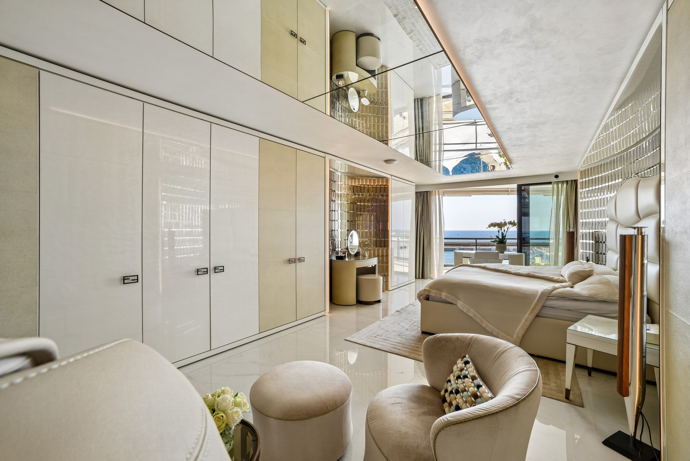  Monte-Carlo Star – Magnificent 4-room duplex with sea view – Carré d