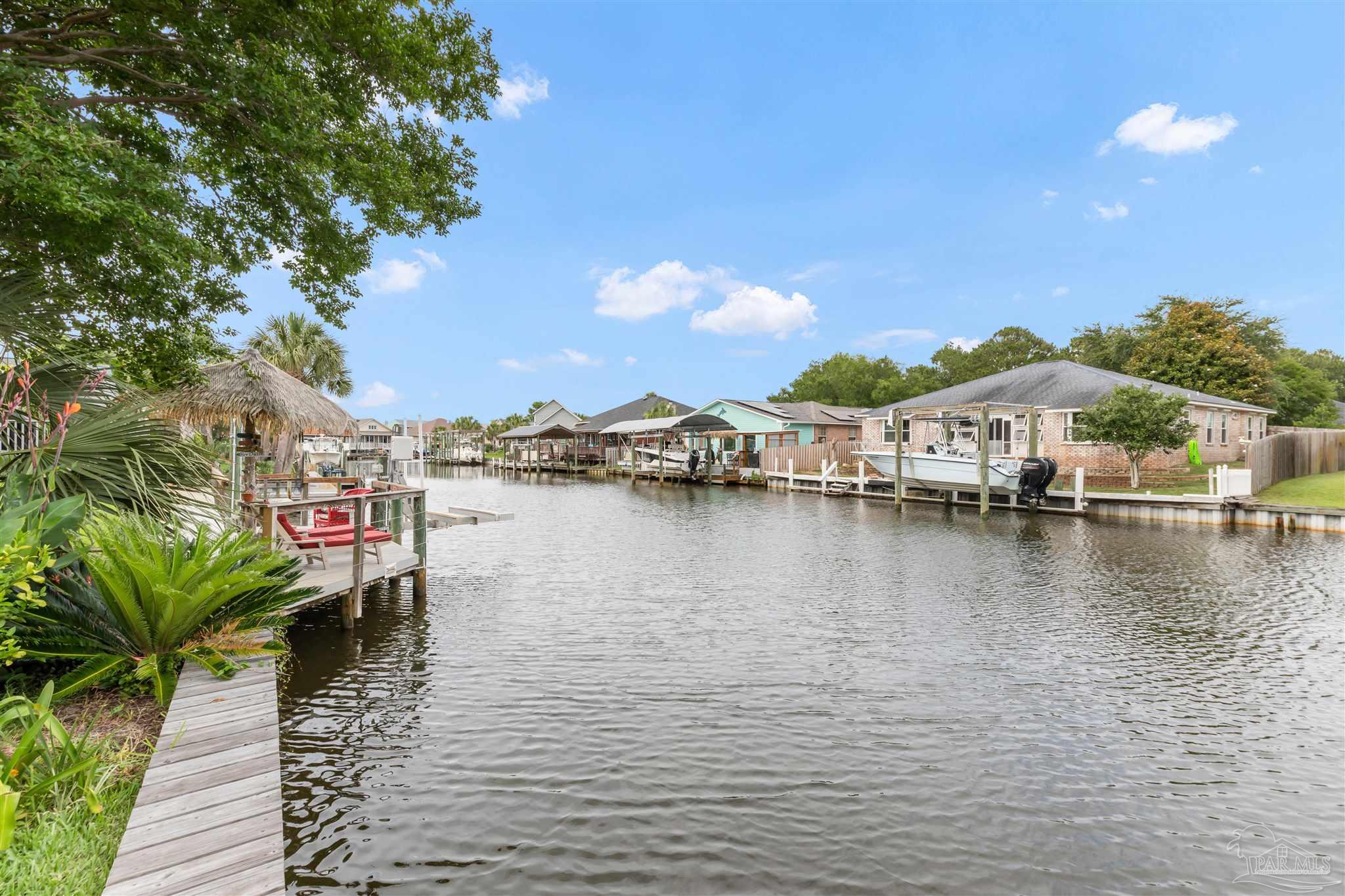 Gulf Breeze, Florida, 32563, United States, 4 Bedrooms Bedrooms, ,4 BathroomsBathrooms,Residential,For Sale,1847314