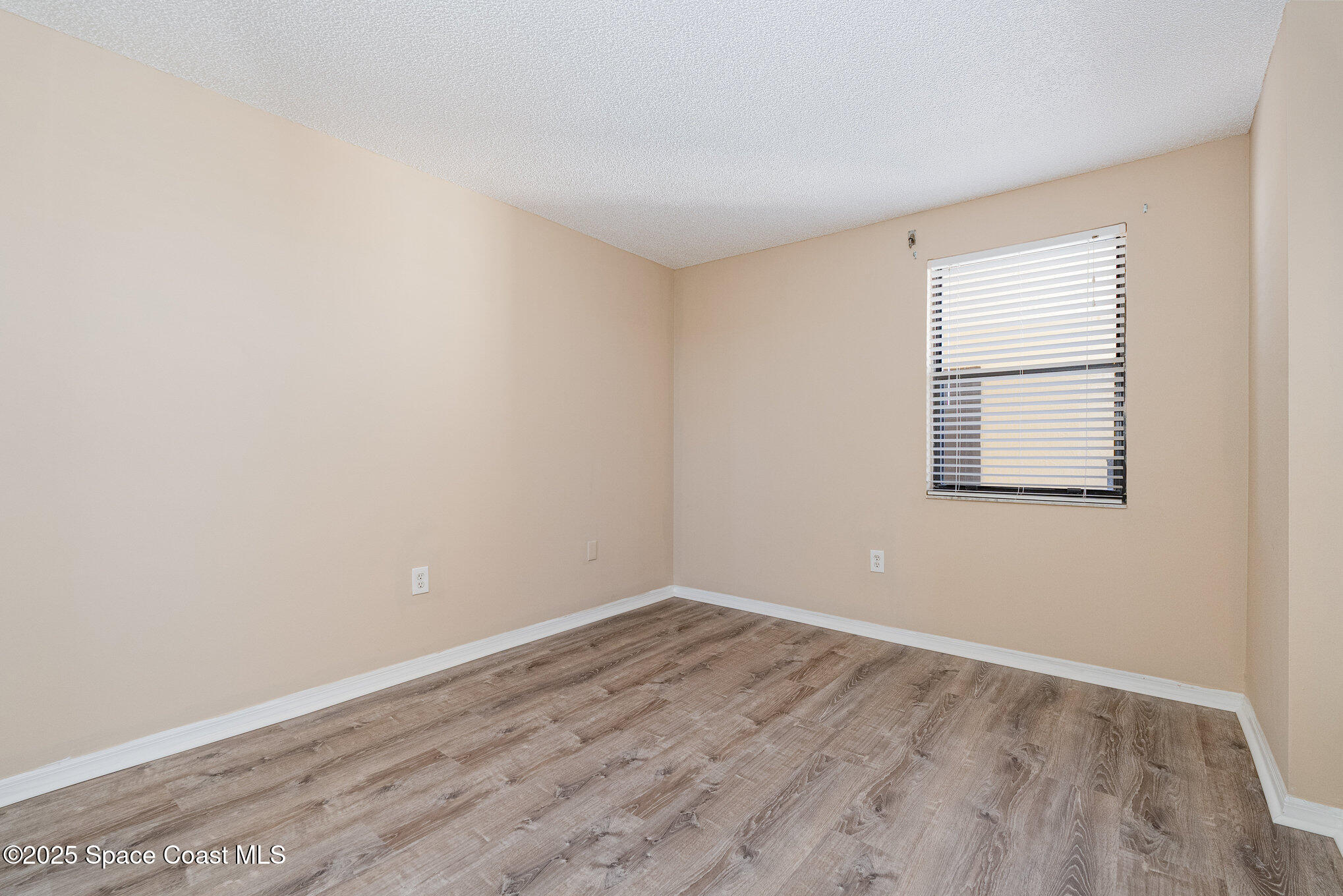 Cocoa Beach, Florida, 32931, United States, 3 Bedrooms Bedrooms, ,2 BathroomsBathrooms,Residential,For Sale,1974236