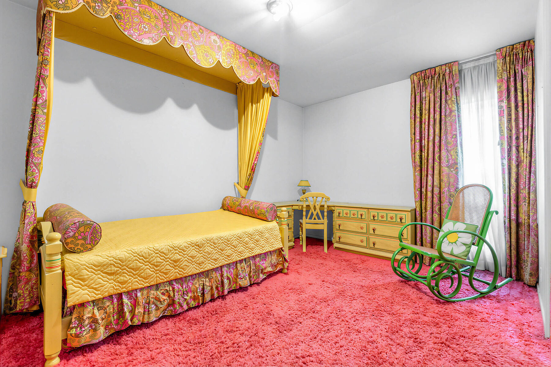  Bridal Path Bungalow - 物件實景