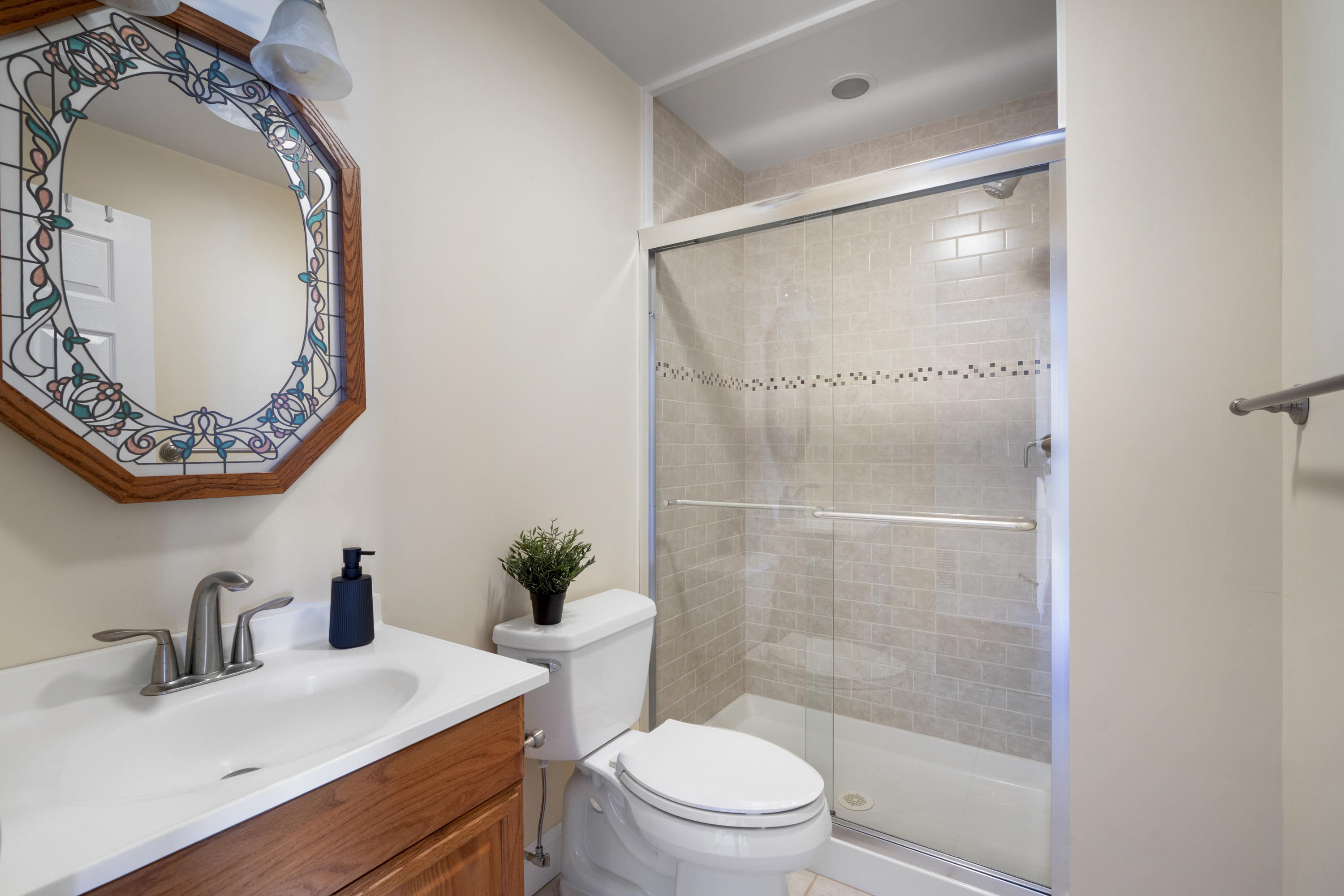  Water Views in Hudson Watch - 物件實景