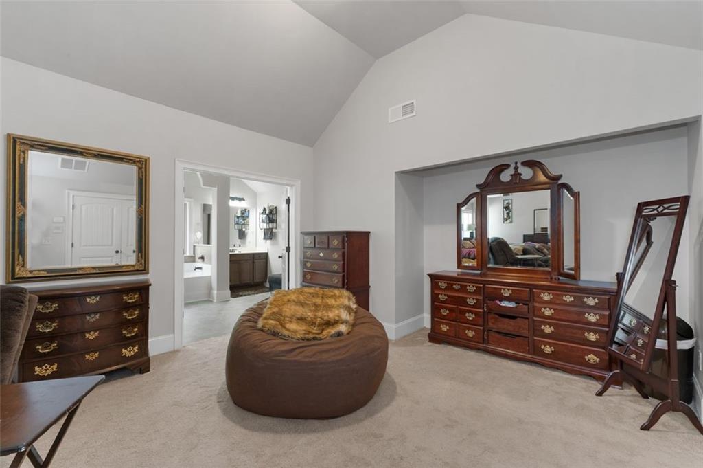 Loganville, Georgia, 30052, United States, 6 Bedrooms Bedrooms, ,5 BathroomsBathrooms,Residential,For Sale,1925493