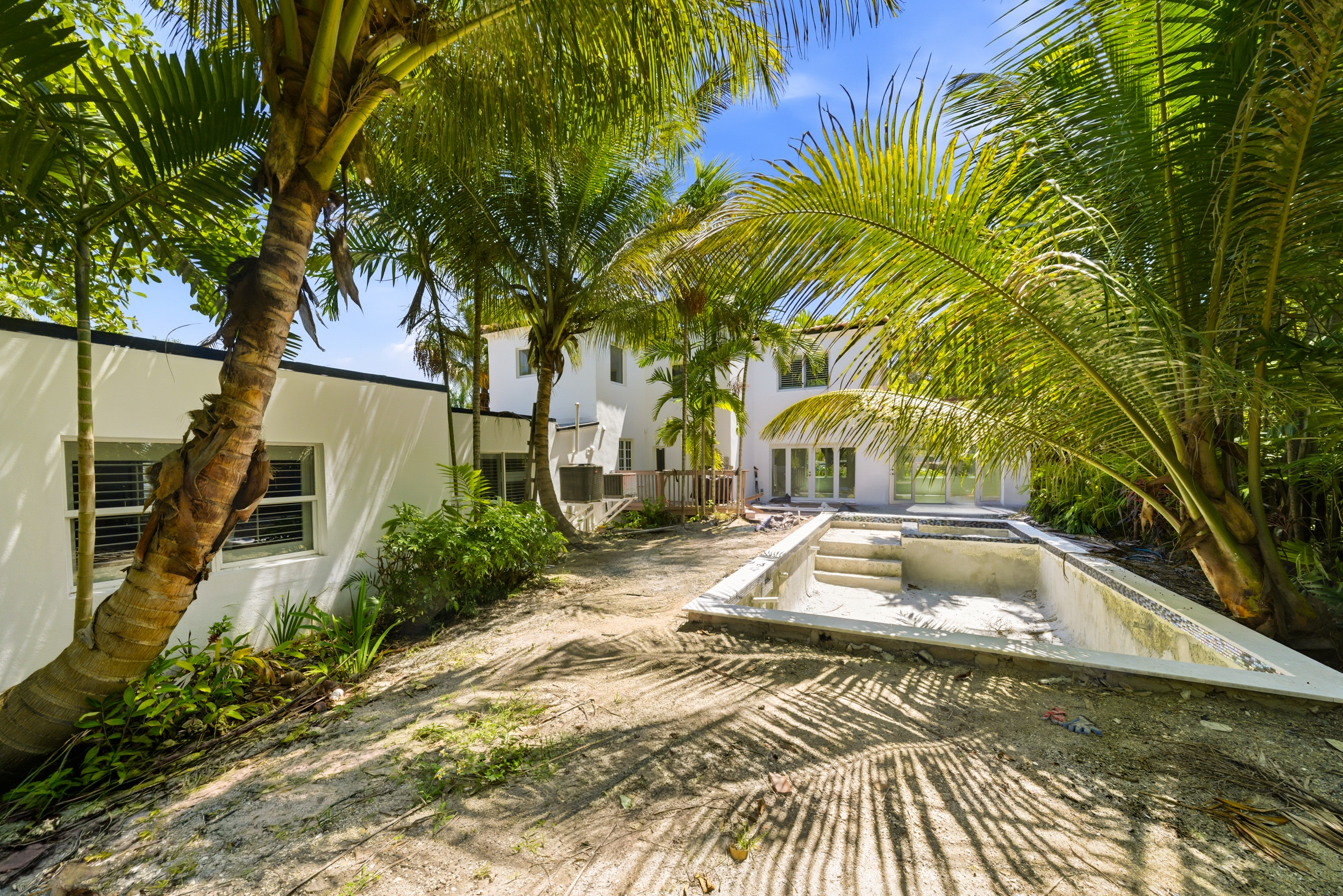  5824 Alton Rd, Miami Beach, FL, 33140 - 物件實景