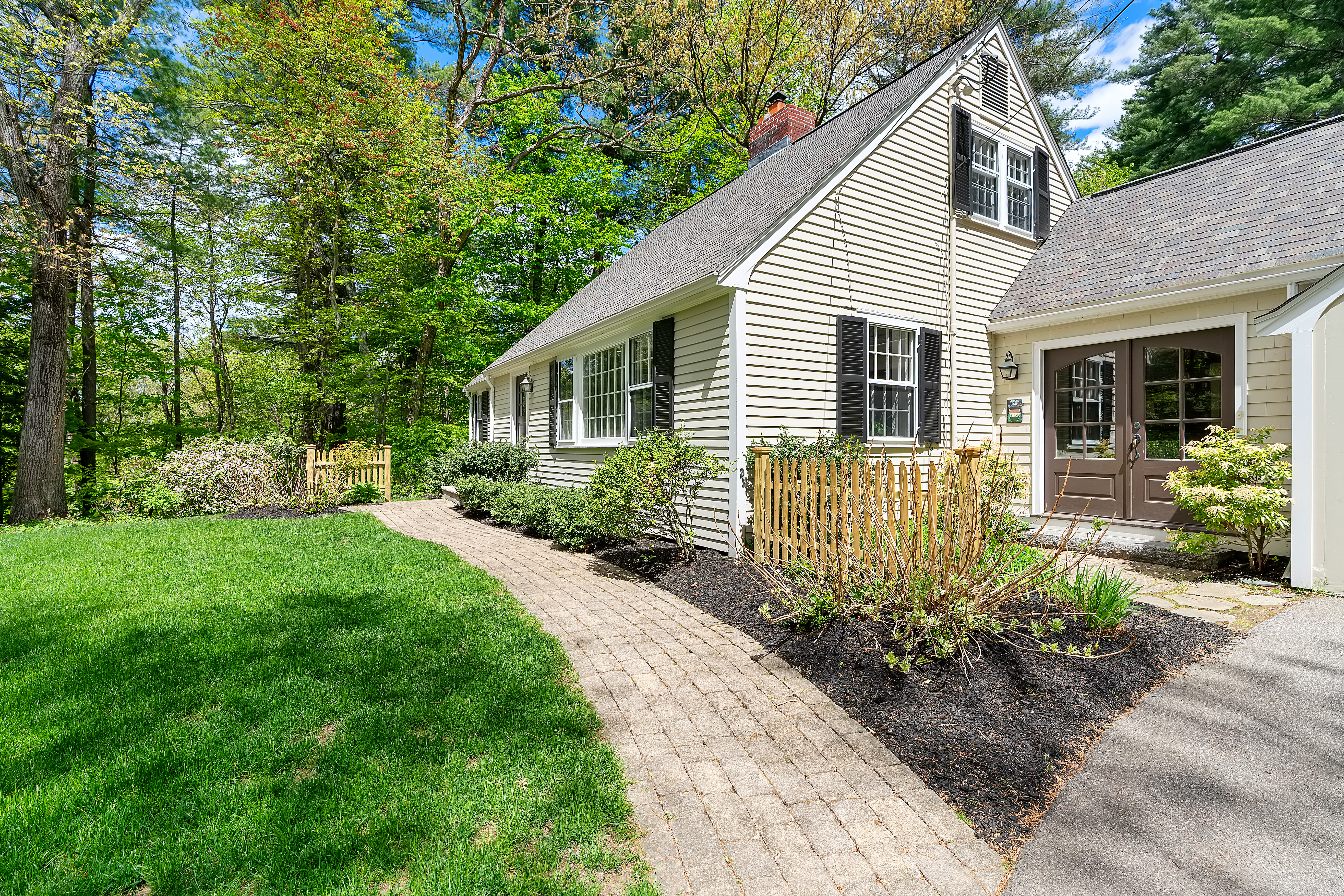  37 Moore Road, Wayland, MA 01778 - 物件實景