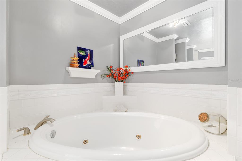 Newberry, Florida, 32669, United States, 3 Bedrooms Bedrooms, ,2 BathroomsBathrooms,Residential,For Sale,1847426