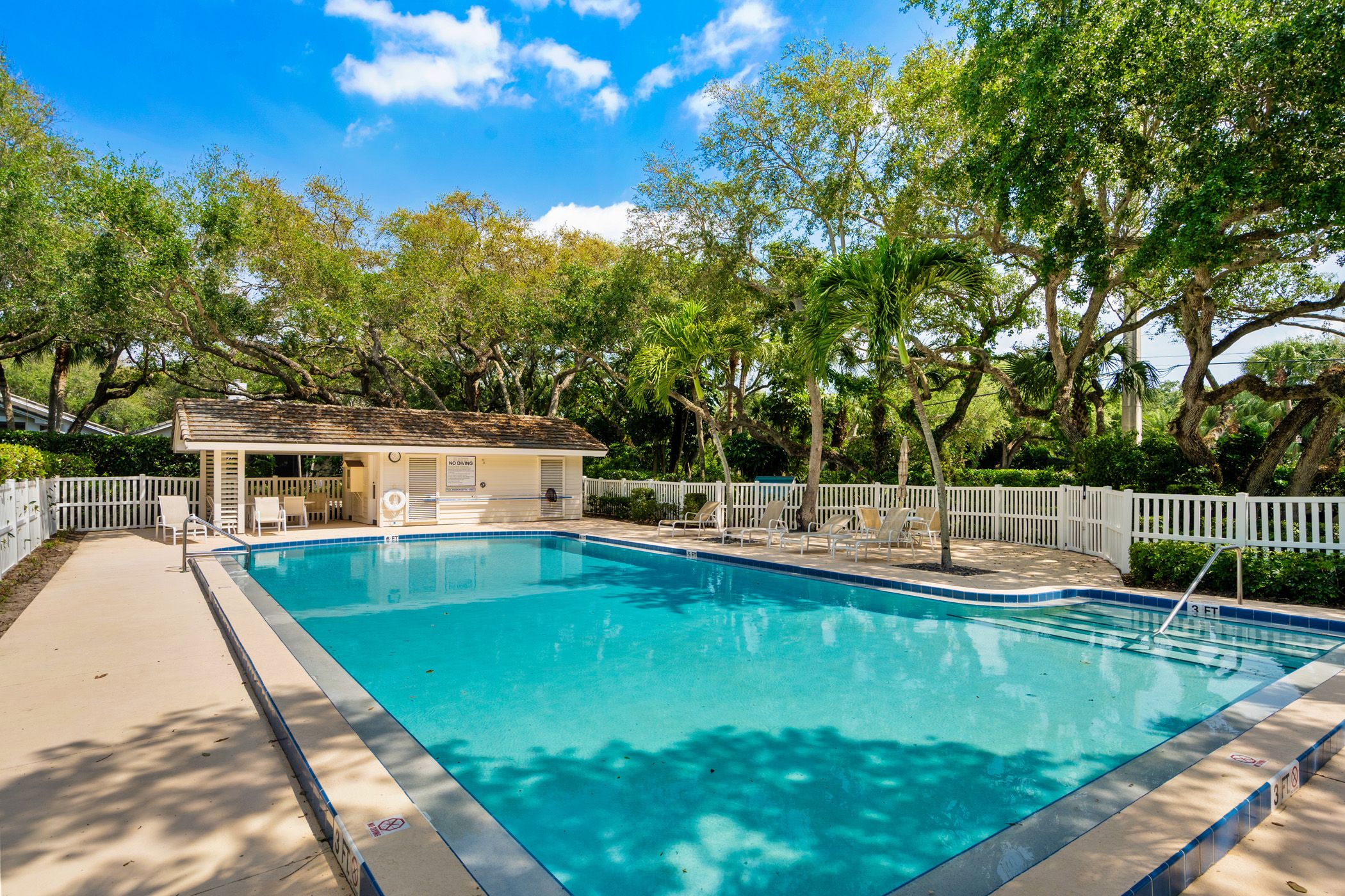  220 S Peppertree Drive, Vero Beach, FL, 32963 - 物件實景