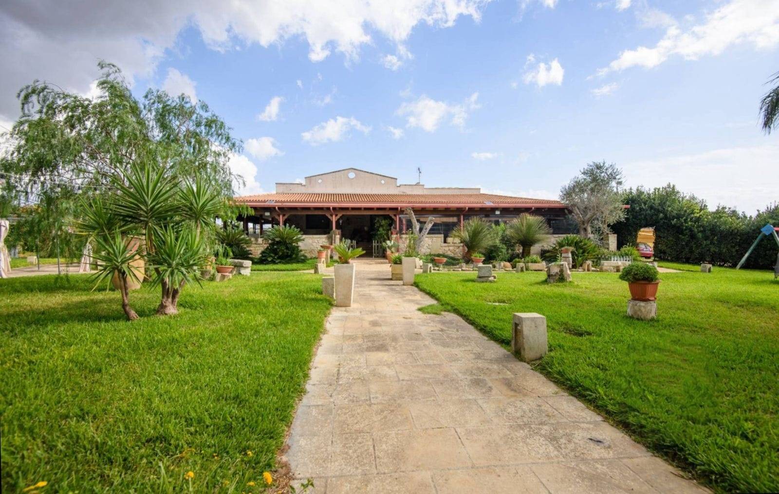 Via Calvario, Giurdignano, Lecce, 73020, IT, 10 Bedrooms Bedrooms, ,12 BathroomsBathrooms,Residential,For Sale,Via Calvario,1673228