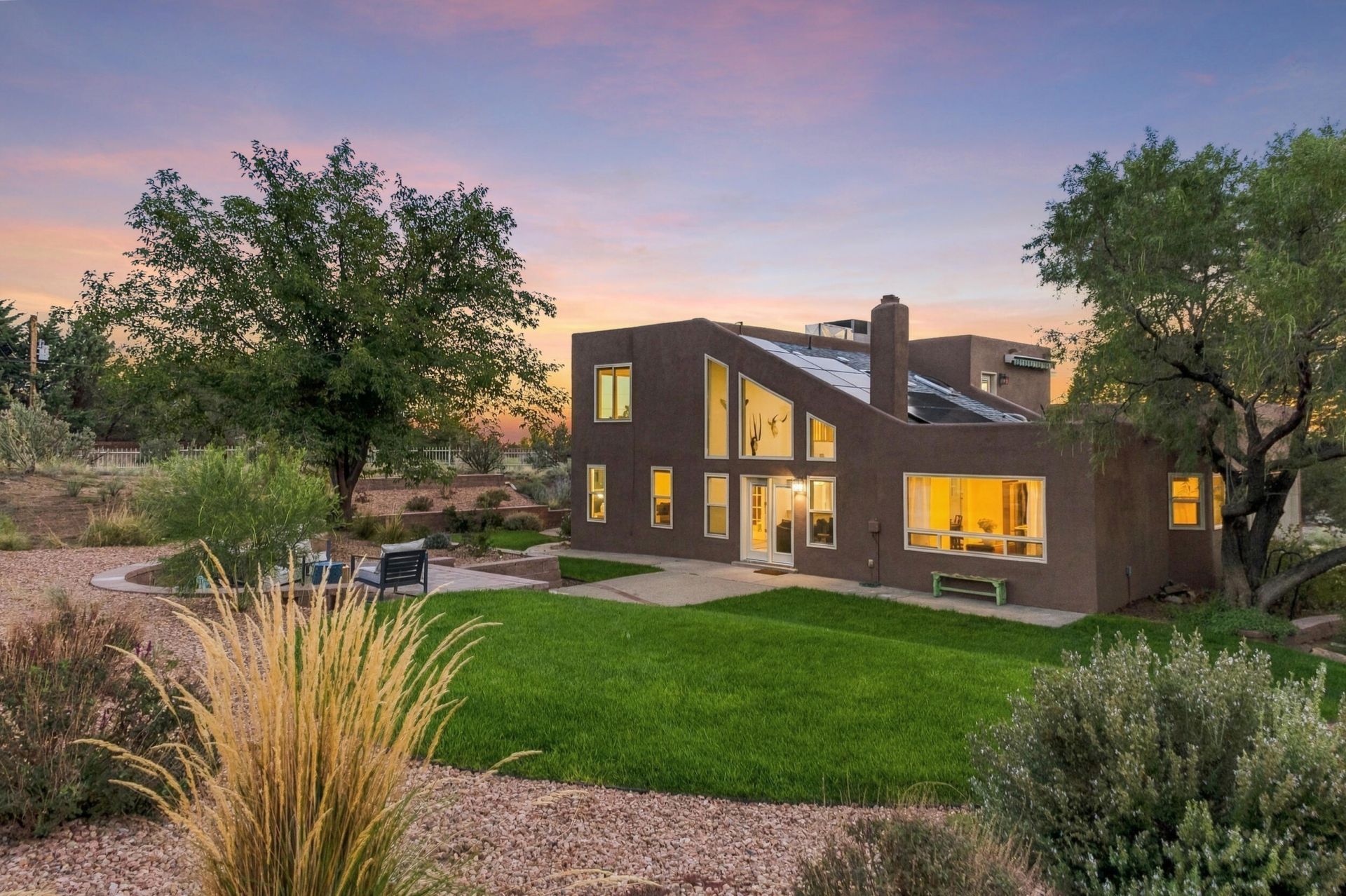 Oakland Ave, Albuquerque, NM 87122