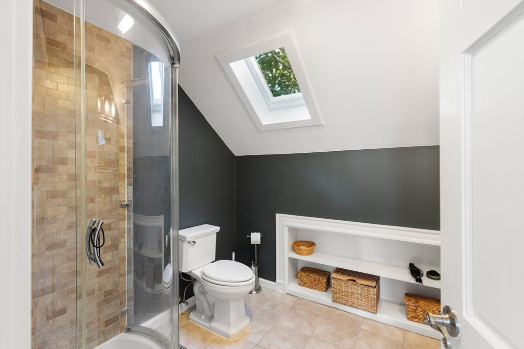 Malden, Massachusetts, 02148, United States, 5 Bedrooms Bedrooms, ,5 BathroomsBathrooms,Residential,For Sale,1984195