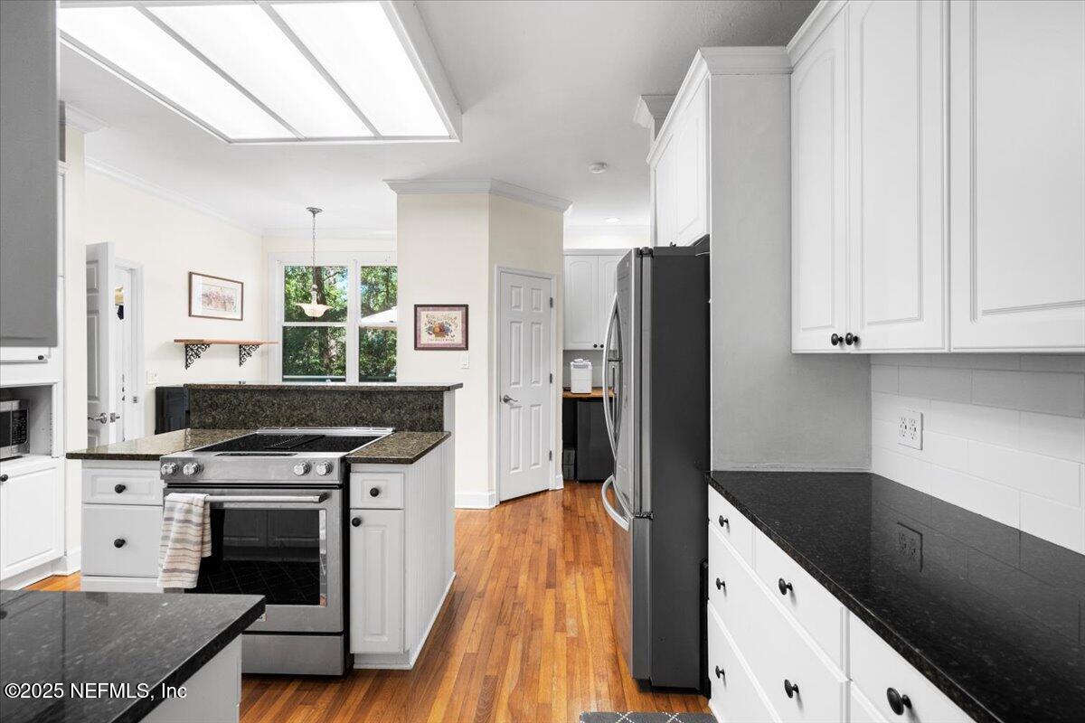 Tallahassee, Florida, 32303, United States, 4 Bedrooms Bedrooms, ,3 BathroomsBathrooms,Residential,For Sale,1978215