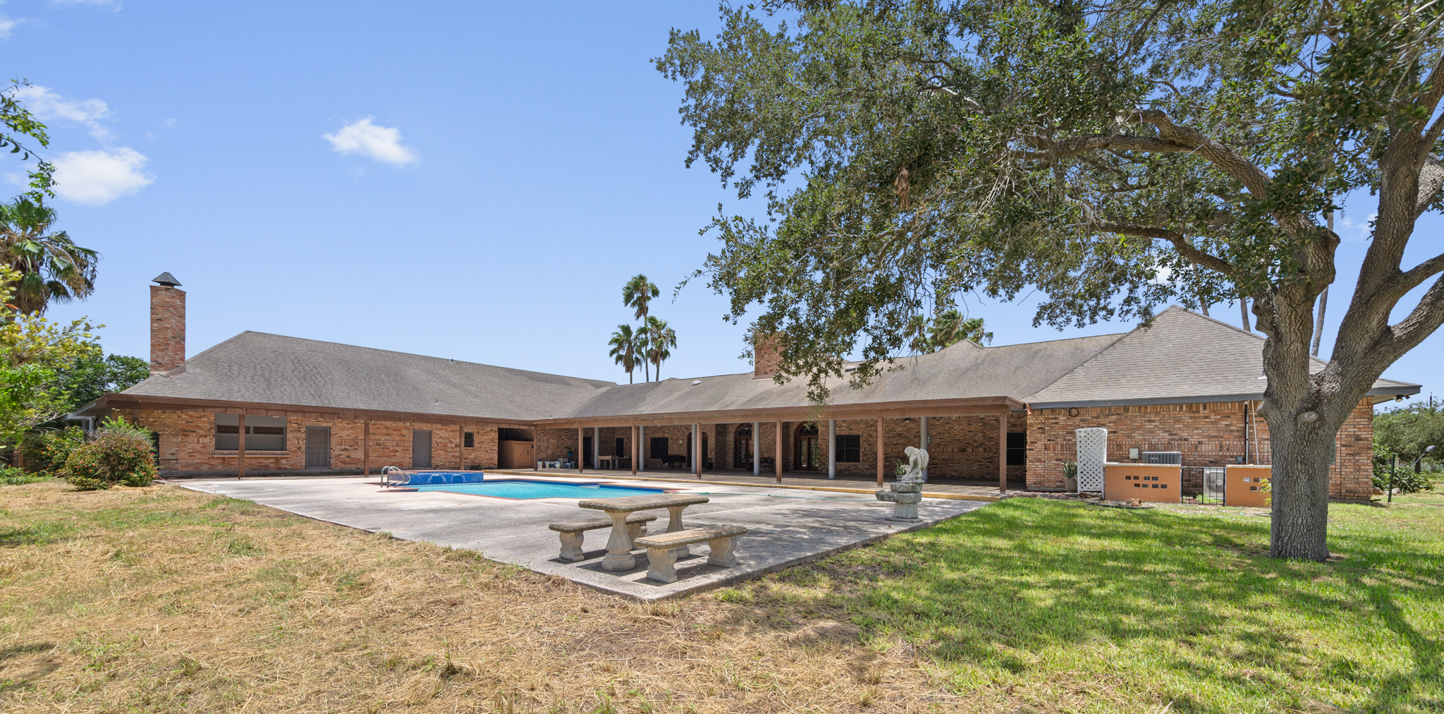 McAllen, Texas, 78504, United States, 7 Bedrooms Bedrooms, ,7 BathroomsBathrooms,Residential,For Sale,1916875