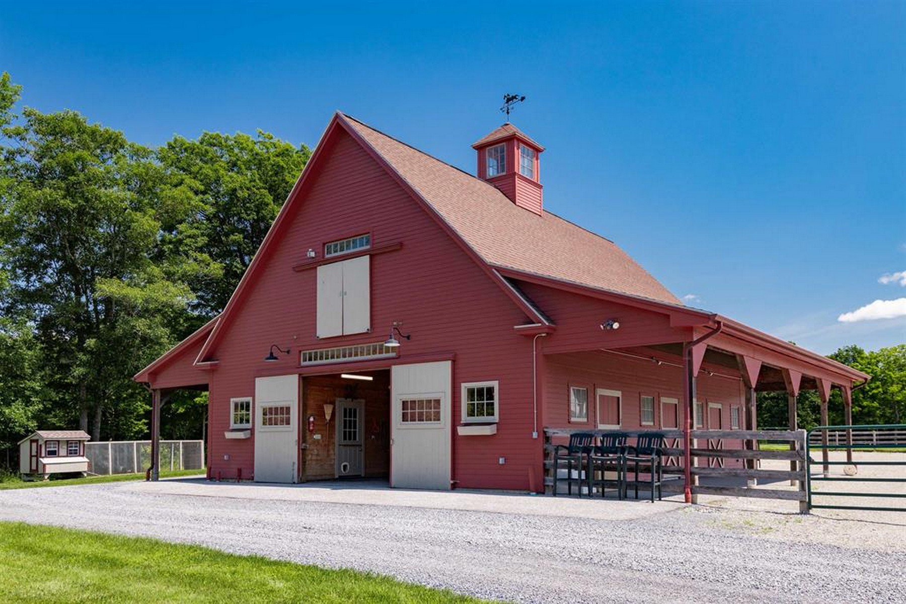  450 & 451 Red Truck Lane - 物件實景