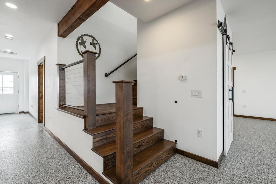 Klamath Falls, Oregon, 97603, United States, 3 Bedrooms Bedrooms, ,3 BathroomsBathrooms,Residential,For Sale,1878382