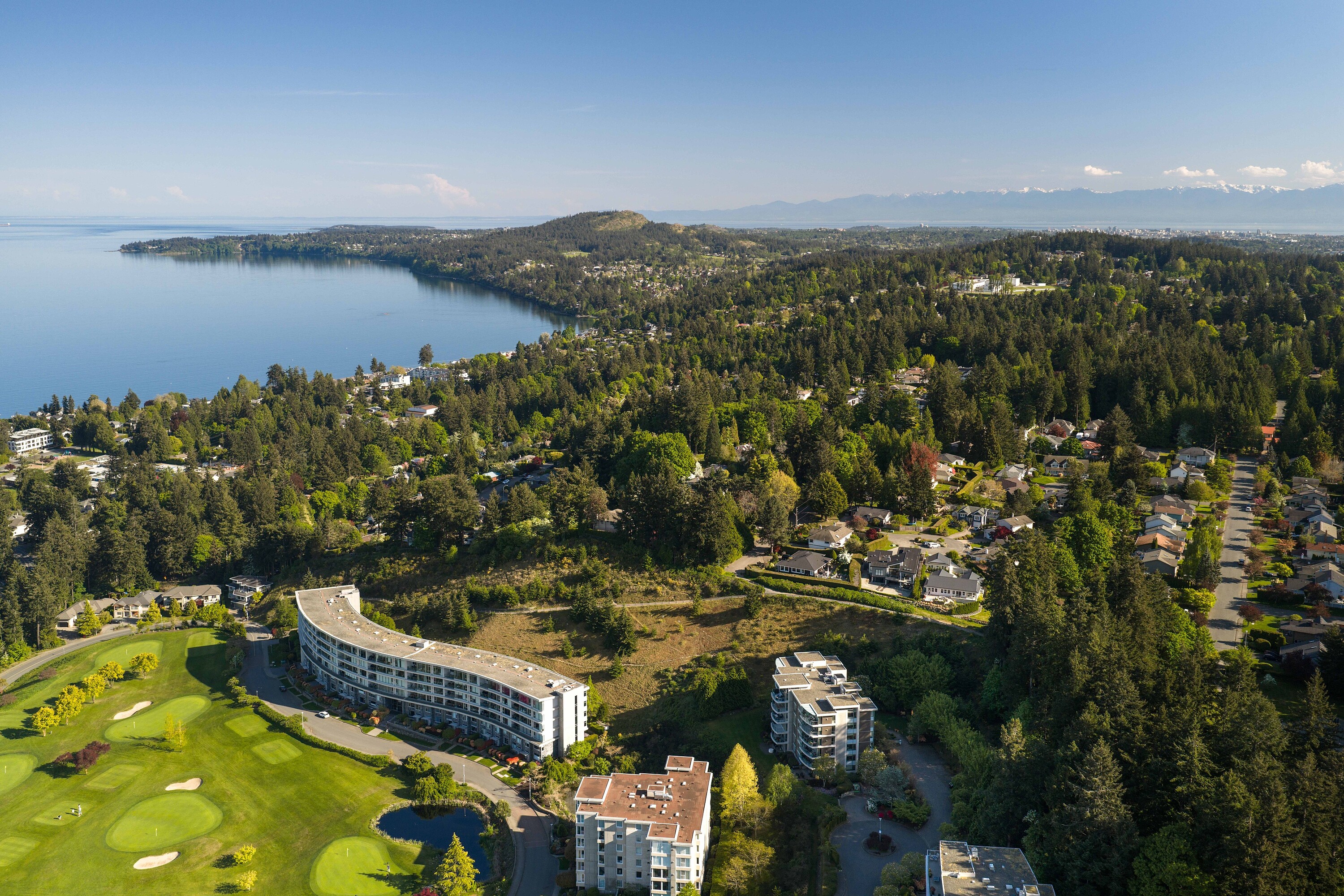  Cordova Bay Ridge - 物件實景