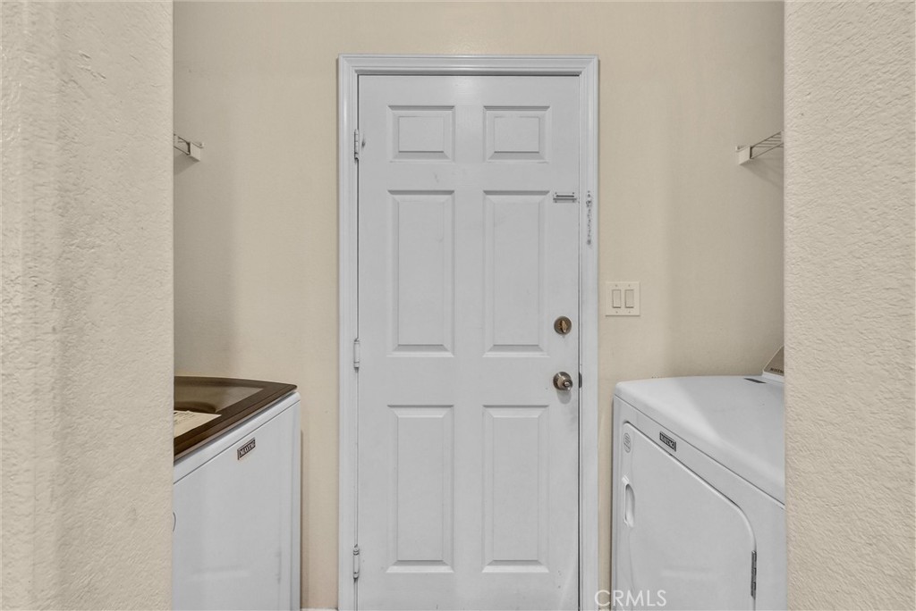 Riverside, California, 92501, United States, 3 Bedrooms Bedrooms, ,3 BathroomsBathrooms,Residential,For Sale,1895541