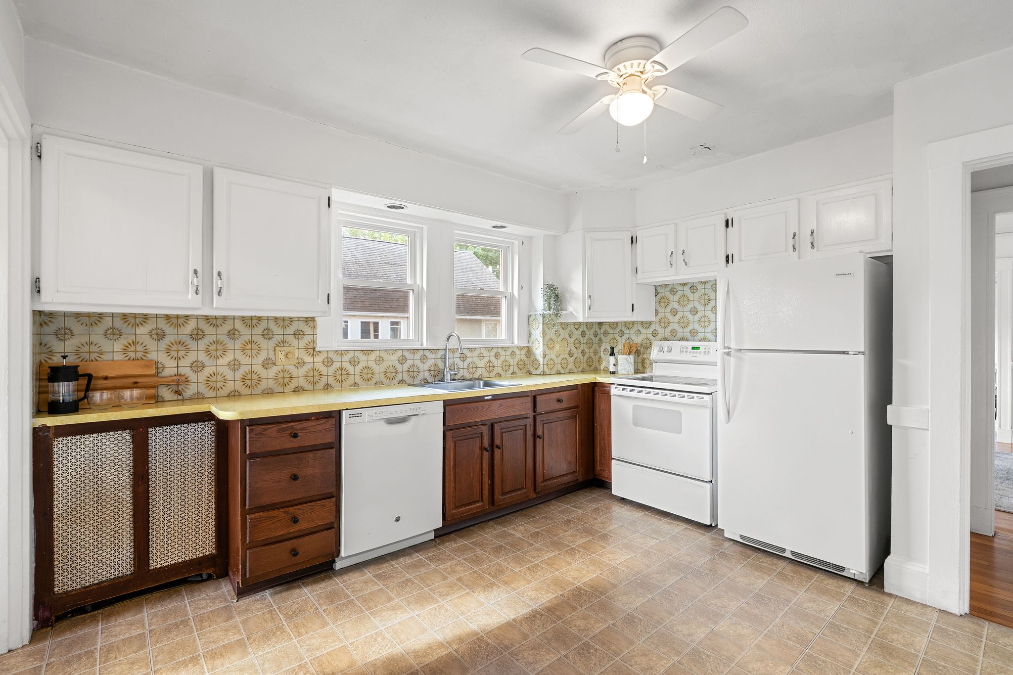  18-20 Parker Street, Arlington, MA, 02474 - 物件實景