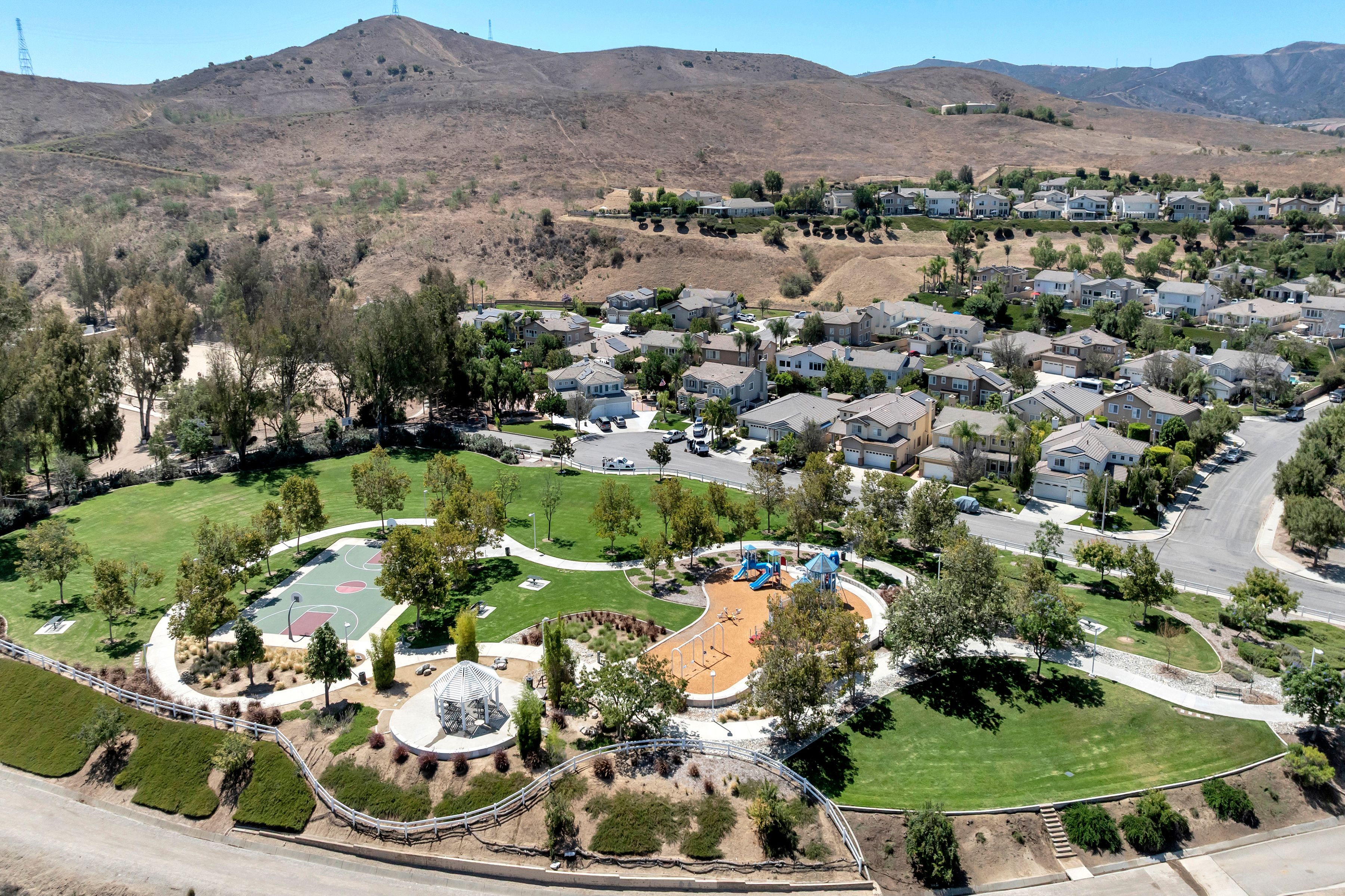 1556 Glacier Street, Simi Valley - 物件實景