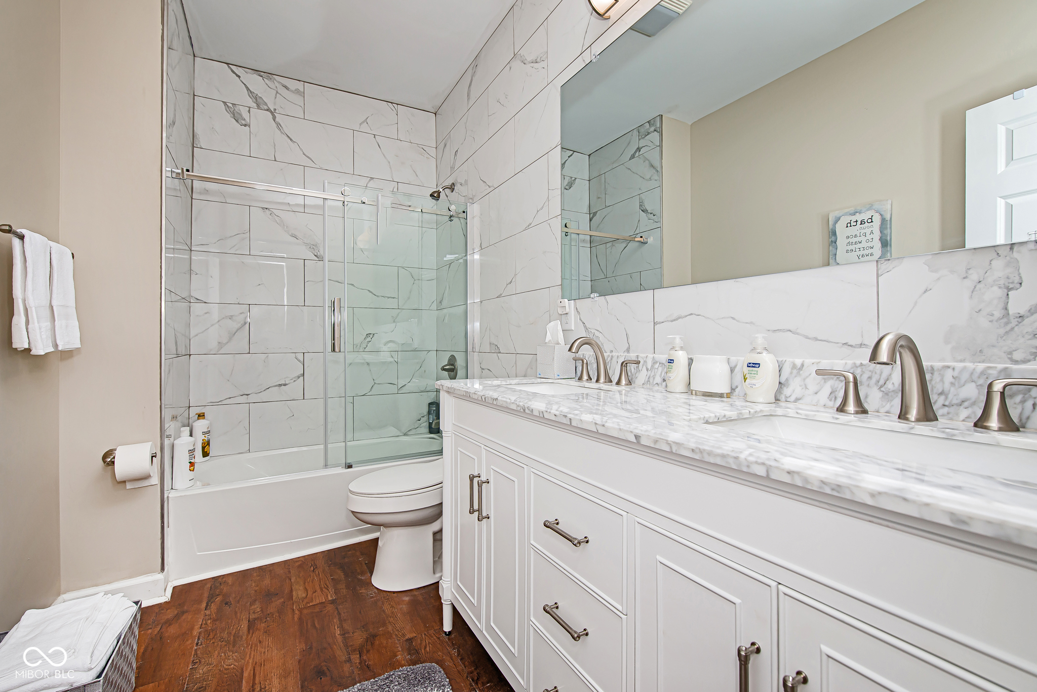 Indianapolis, Indiana, 46202, United States, ,Residential,For Sale,1878376