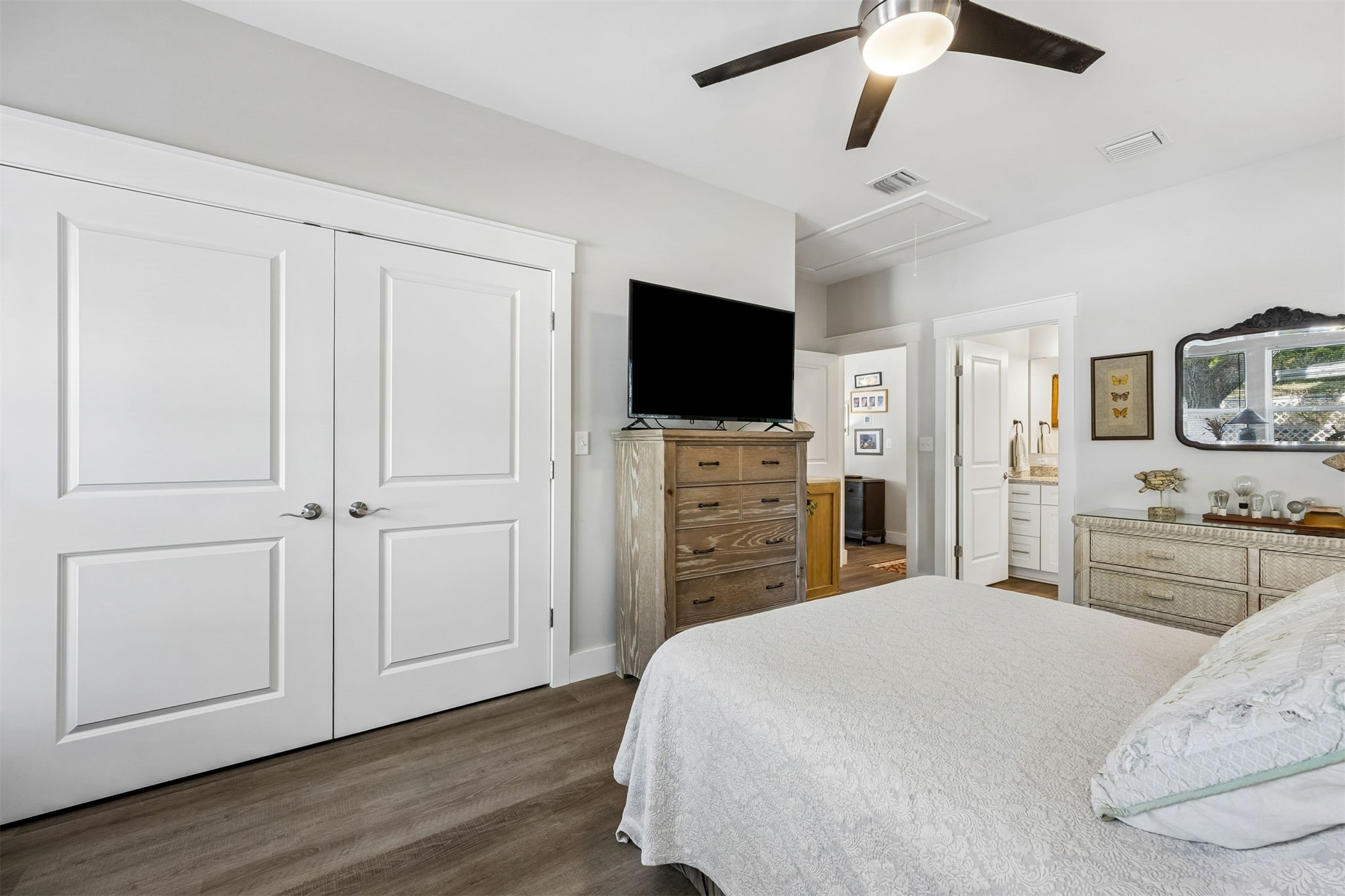 Fernandina Beach, Florida, 32034, United States, 3 Bedrooms Bedrooms, ,2 BathroomsBathrooms,Residential,For Sale,2040424