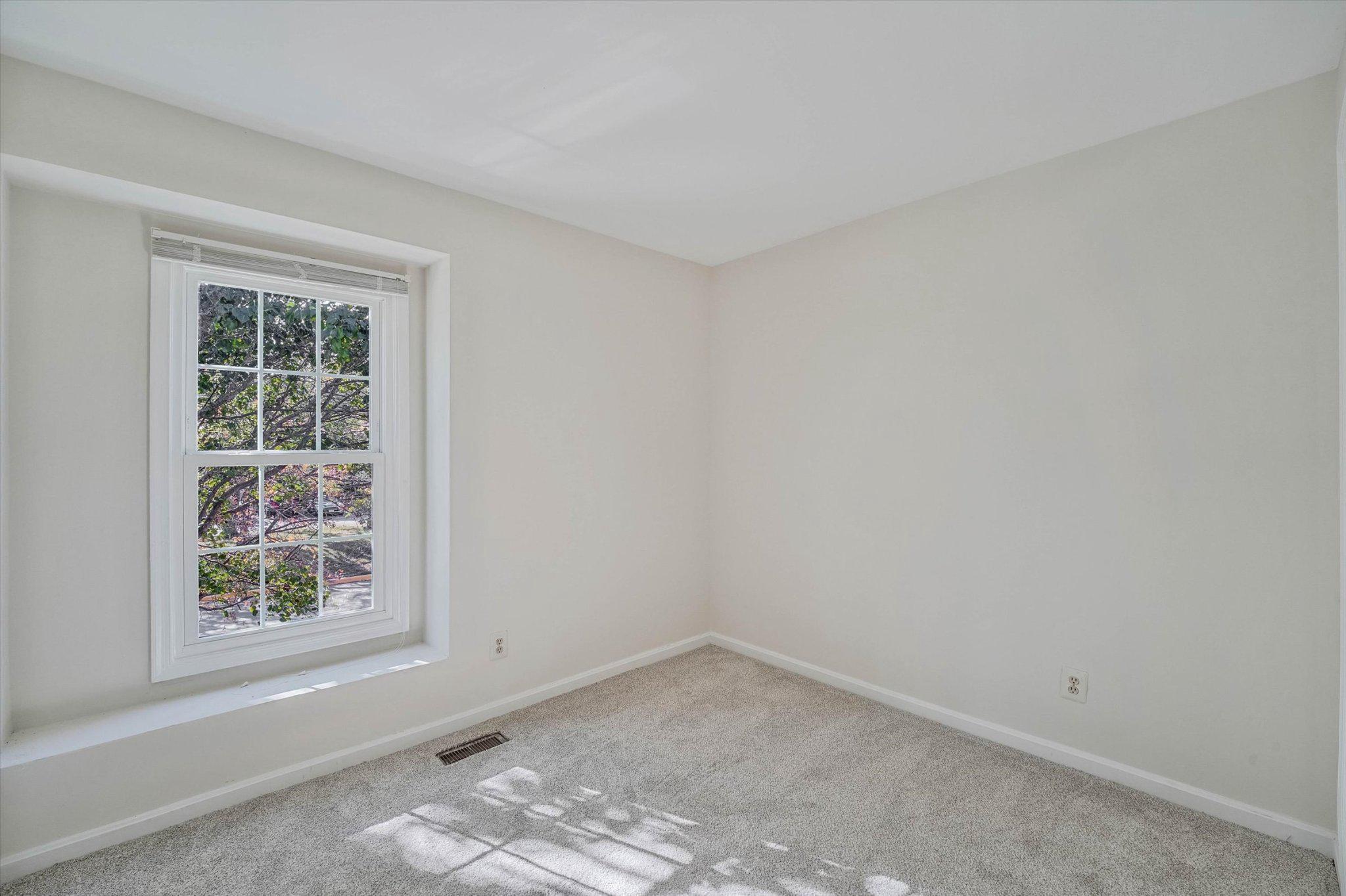  20980 Tobacco Square, Ashburn, VA, 20147 - 物件實景