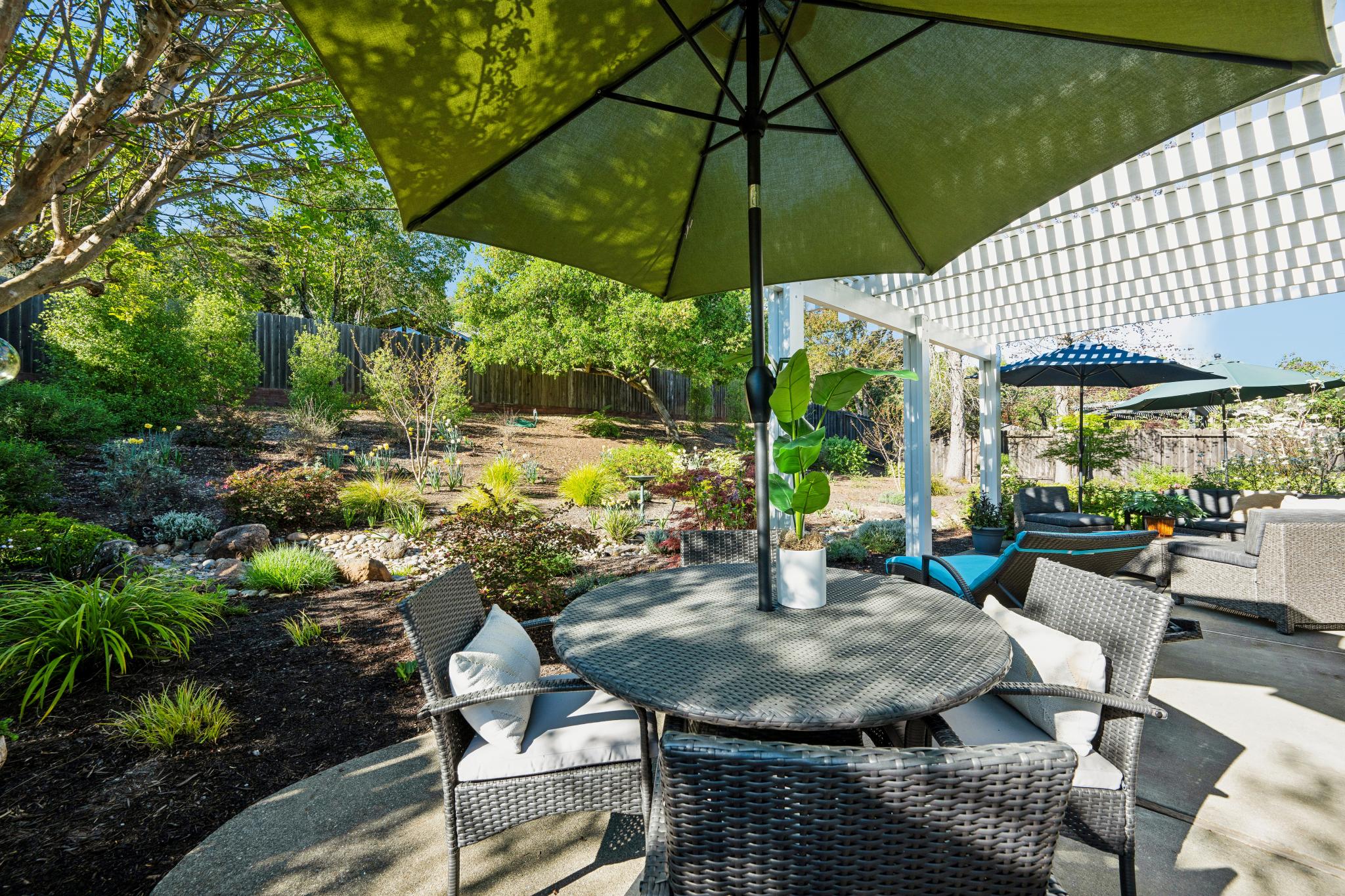  7284 Oakmont Drive - 物件實景