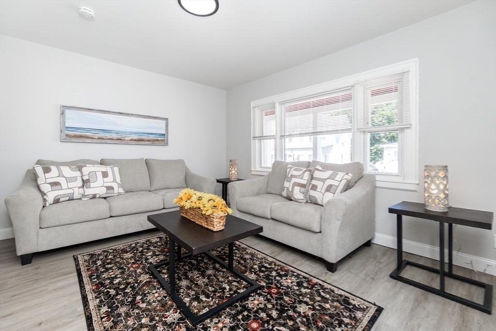 Winthrop, Massachusetts, 02152, United States, 6 Bedrooms Bedrooms, ,3 BathroomsBathrooms,Residential,For Sale,1904255