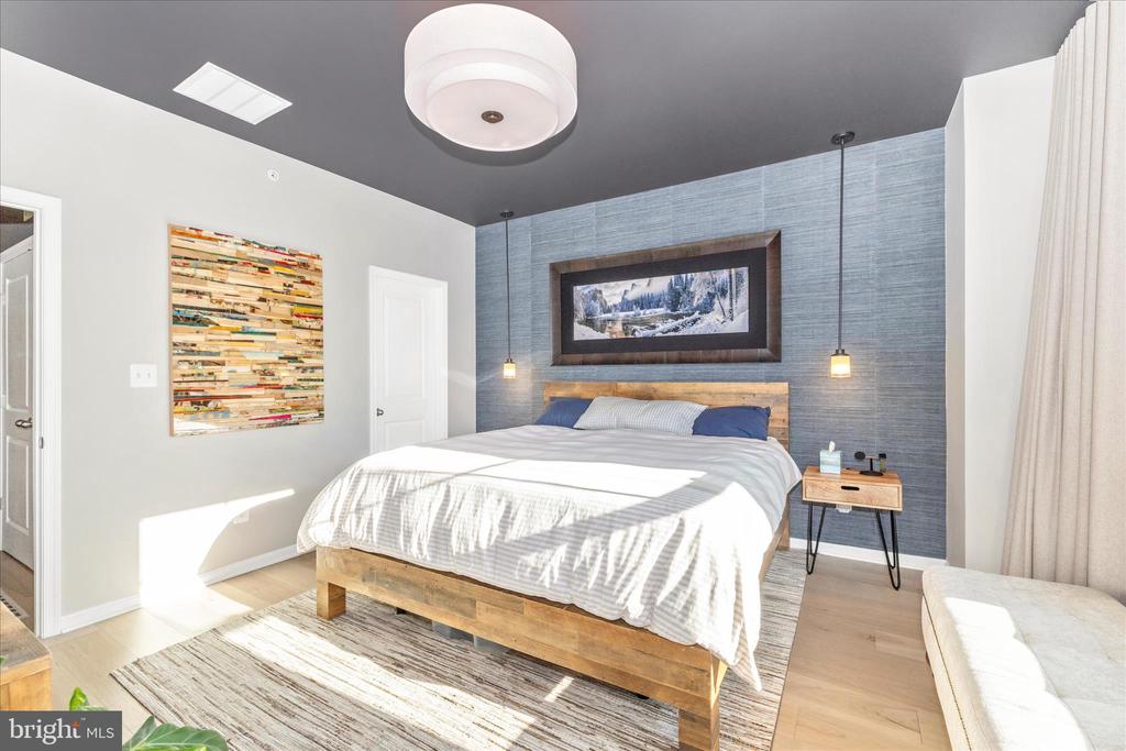 Frederick, Maryland, 21701, United States, 4 Bedrooms Bedrooms, ,4 BathroomsBathrooms,Residential,For Sale,2005194