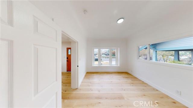 Los Angeles, California, 90018, United States, 4 Bedrooms Bedrooms, ,2 BathroomsBathrooms,Residential,For Sale,1977916