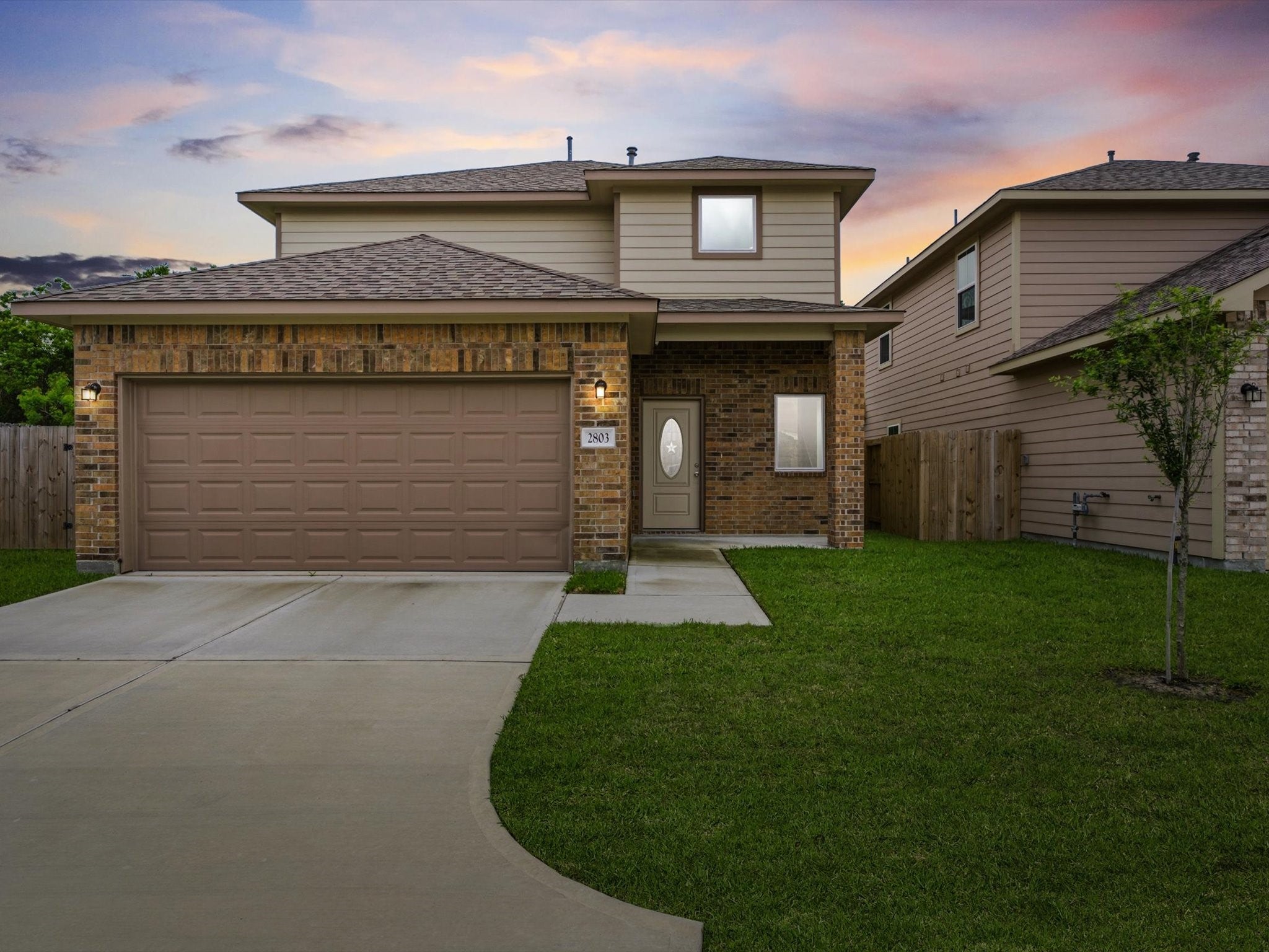 Topiary Ln, Houston, TX 77014