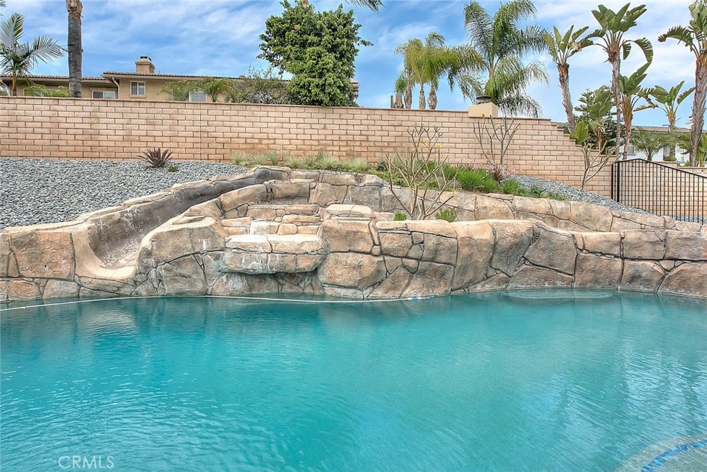 Corona, California, 92881, United States, 6 Bedrooms Bedrooms, ,6 BathroomsBathrooms,Residential,For Sale,1810577