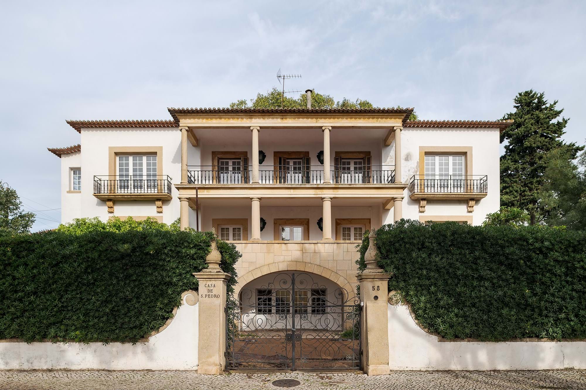 Oeiras, Lisbon, 2770-109, PT, 15 Bedrooms Bedrooms, ,17 BathroomsBathrooms,Residential,For Sale,1700055