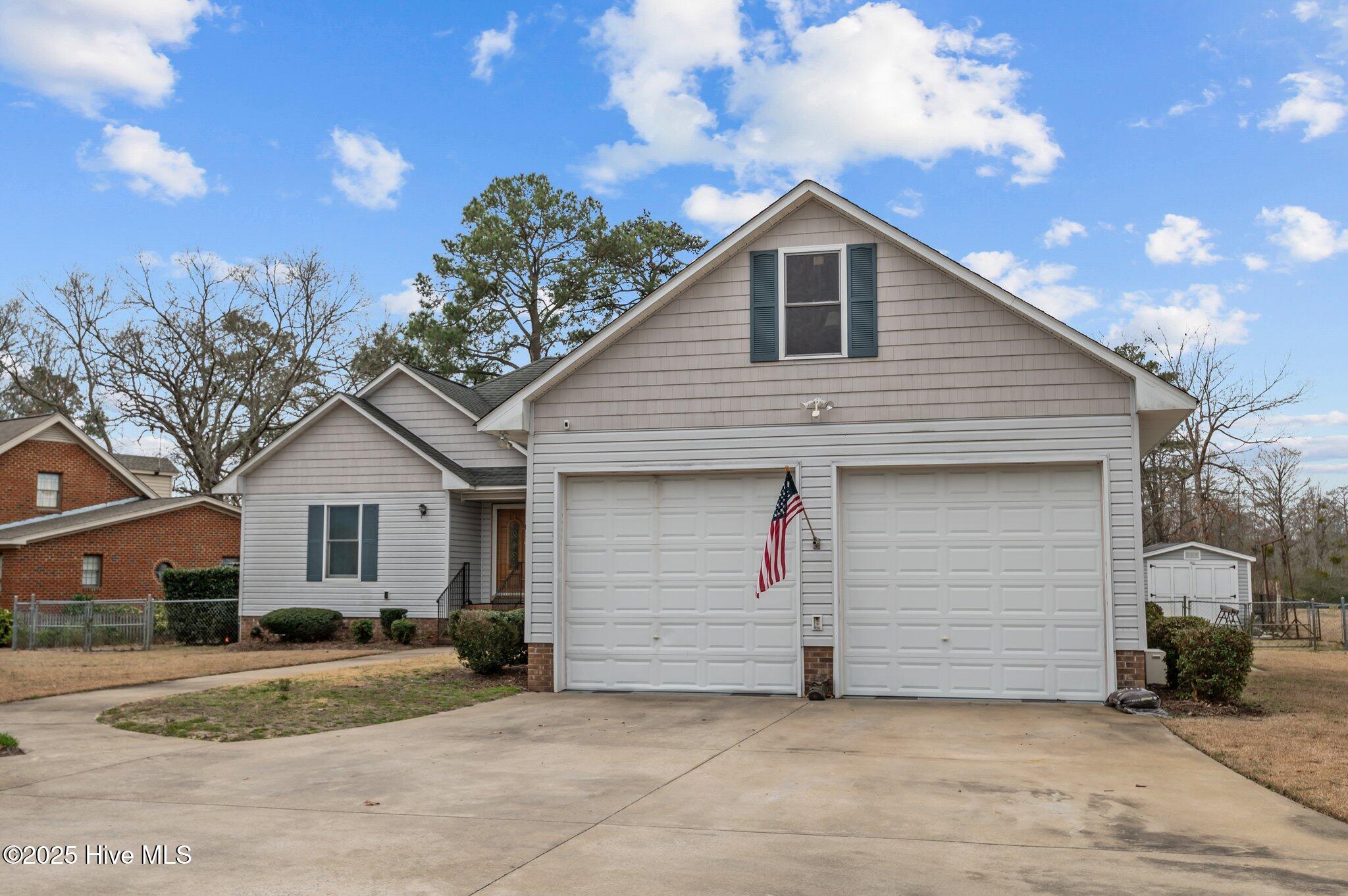 Washington, North Carolina, 27889, United States, 3 Bedrooms Bedrooms, ,2 BathroomsBathrooms,Residential,For Sale,2017723
