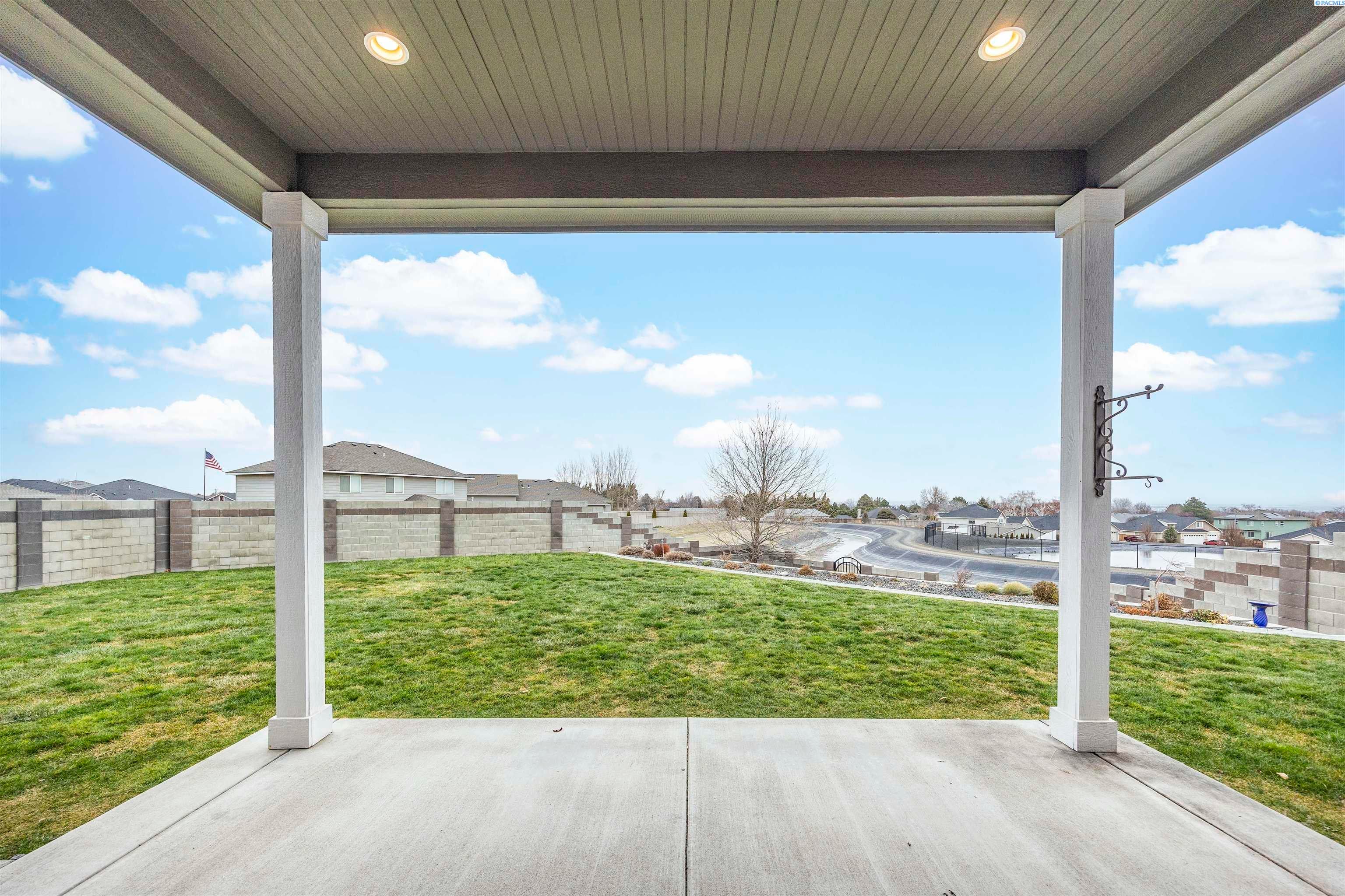 Kennewick, Washington, 99337, United States, 3 Bedrooms Bedrooms, ,1 BathroomBathrooms,Residential,For Sale,2012614