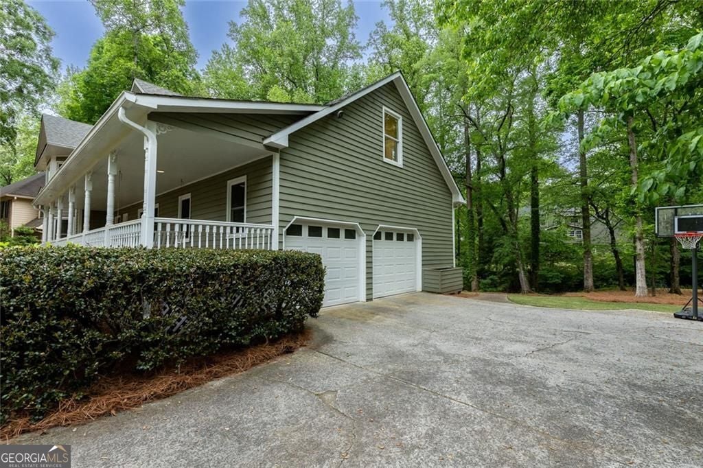 Marietta, Georgia, 30064, United States, 5 Bedrooms Bedrooms, ,4 BathroomsBathrooms,Residential,For Sale,2041117