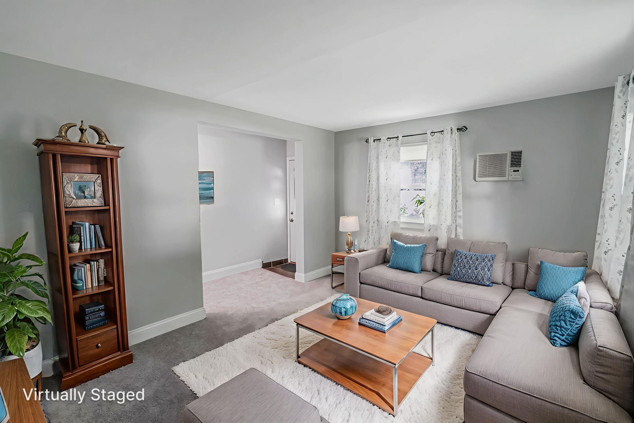 Wading River, New York, 11792, United States, 5 Bedrooms Bedrooms, ,2 BathroomsBathrooms,Residential,For Sale,1943116