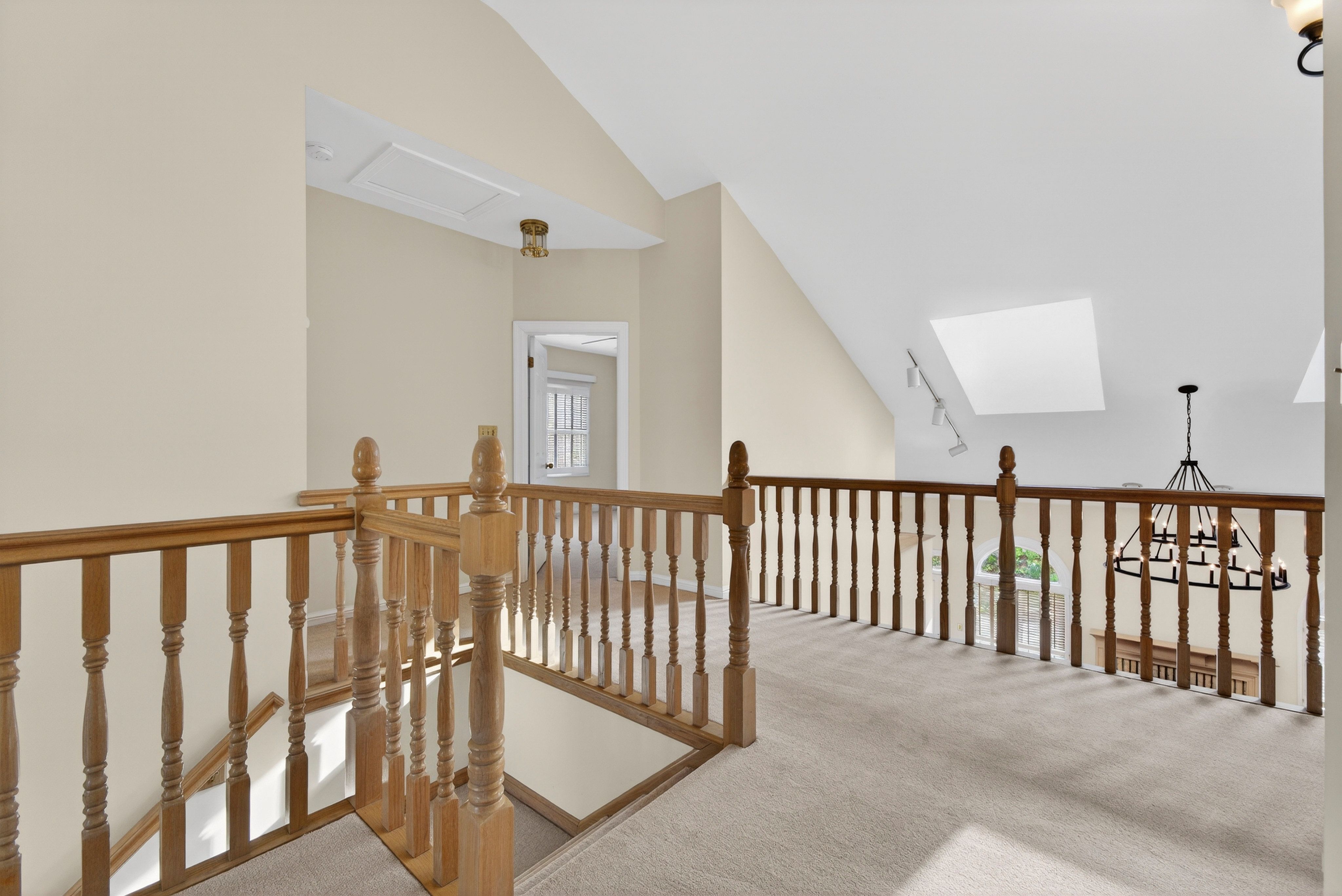  Tucked within the serene, tree-lined enclave of The Forest Subdivision - 物件實景