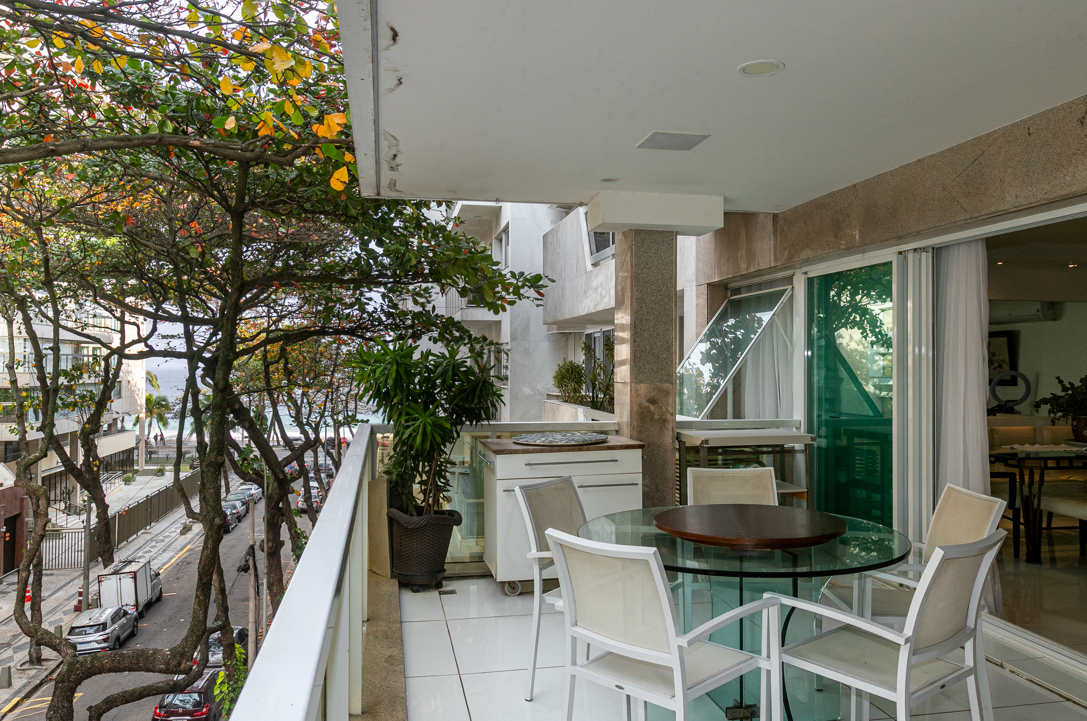  Apartment with a Balcony One Block from the Beach in Leblon - 物件實景