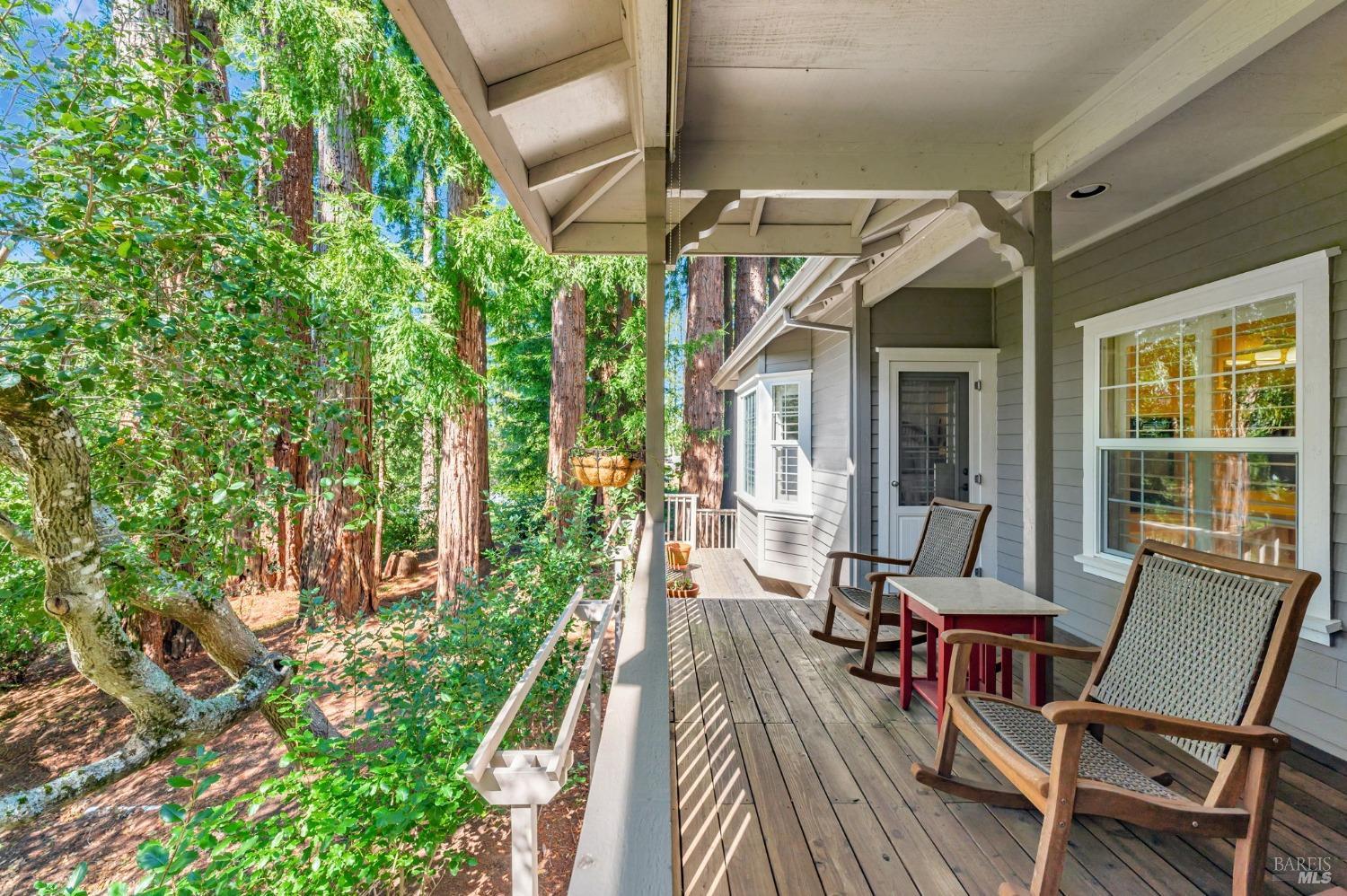 Sebastopol, California, 95472, United States, 4 Bedrooms Bedrooms, ,3 BathroomsBathrooms,Residential,For Sale,1989317