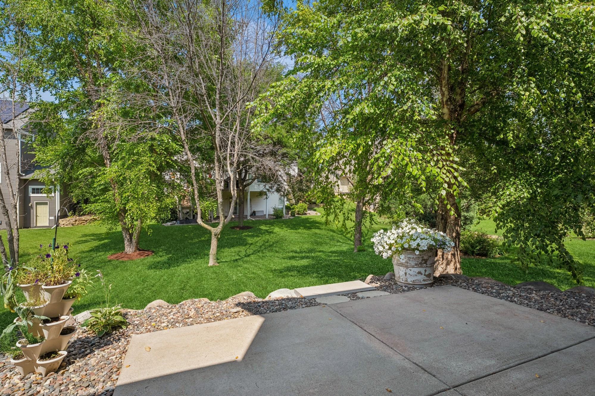 Woodbury, Minnesota, 55129, United States, 5 Bedrooms Bedrooms, ,3 BathroomsBathrooms,Residential,For Sale,1917665