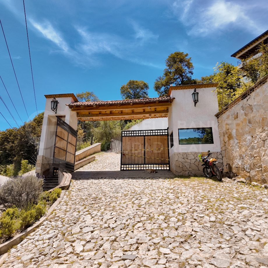 San Cristóbal de las Casas, Chiapas, 29230, Mexico, 1 Bedroom Bedrooms, ,Residential,For Sale,1917177
