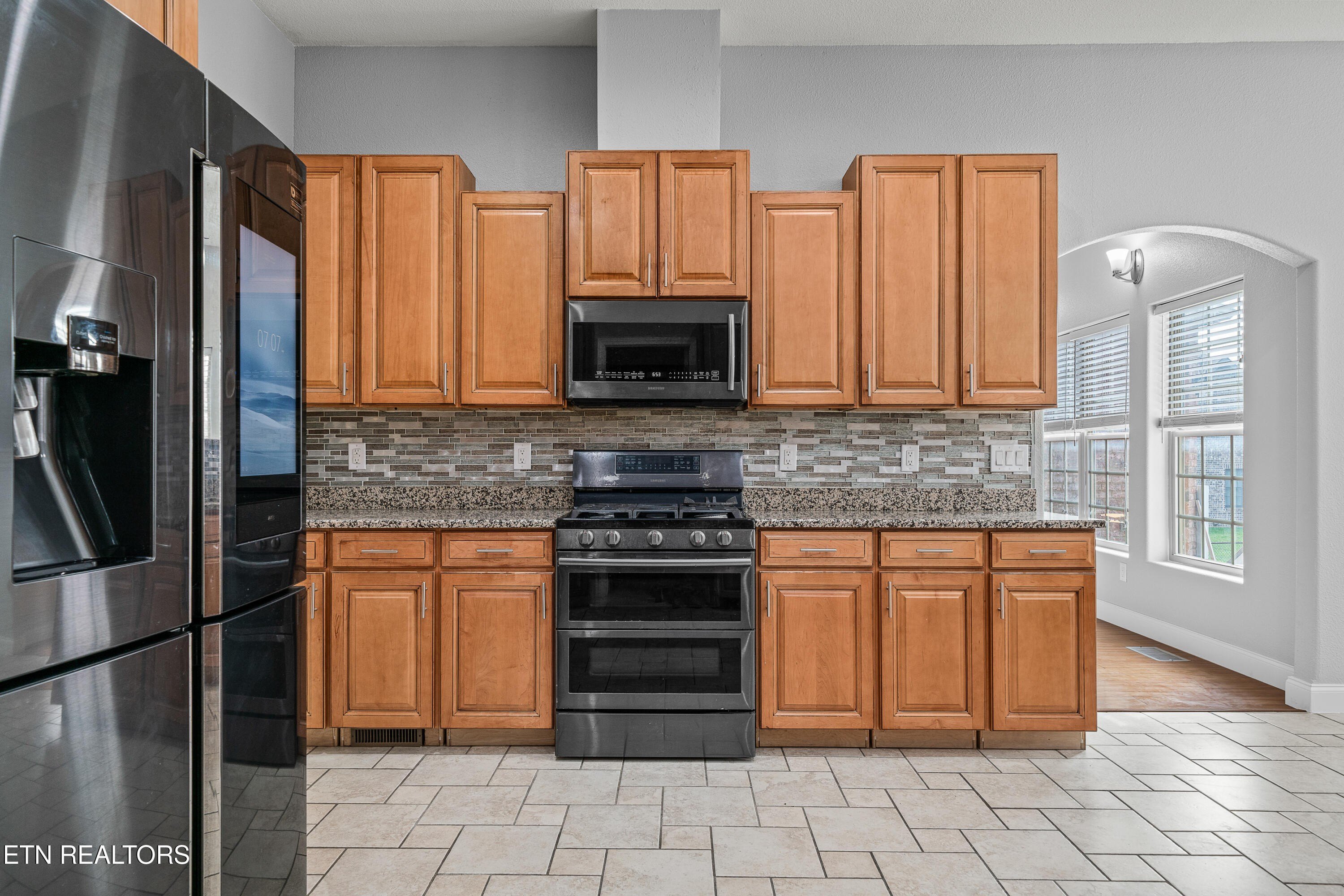 39 N Riverview Ln., Crossville, Tennessee, 38555, United States, 5 Bedrooms Bedrooms, ,5 BathroomsBathrooms,Residential,For Sale,39 N Riverview Ln.,1654091