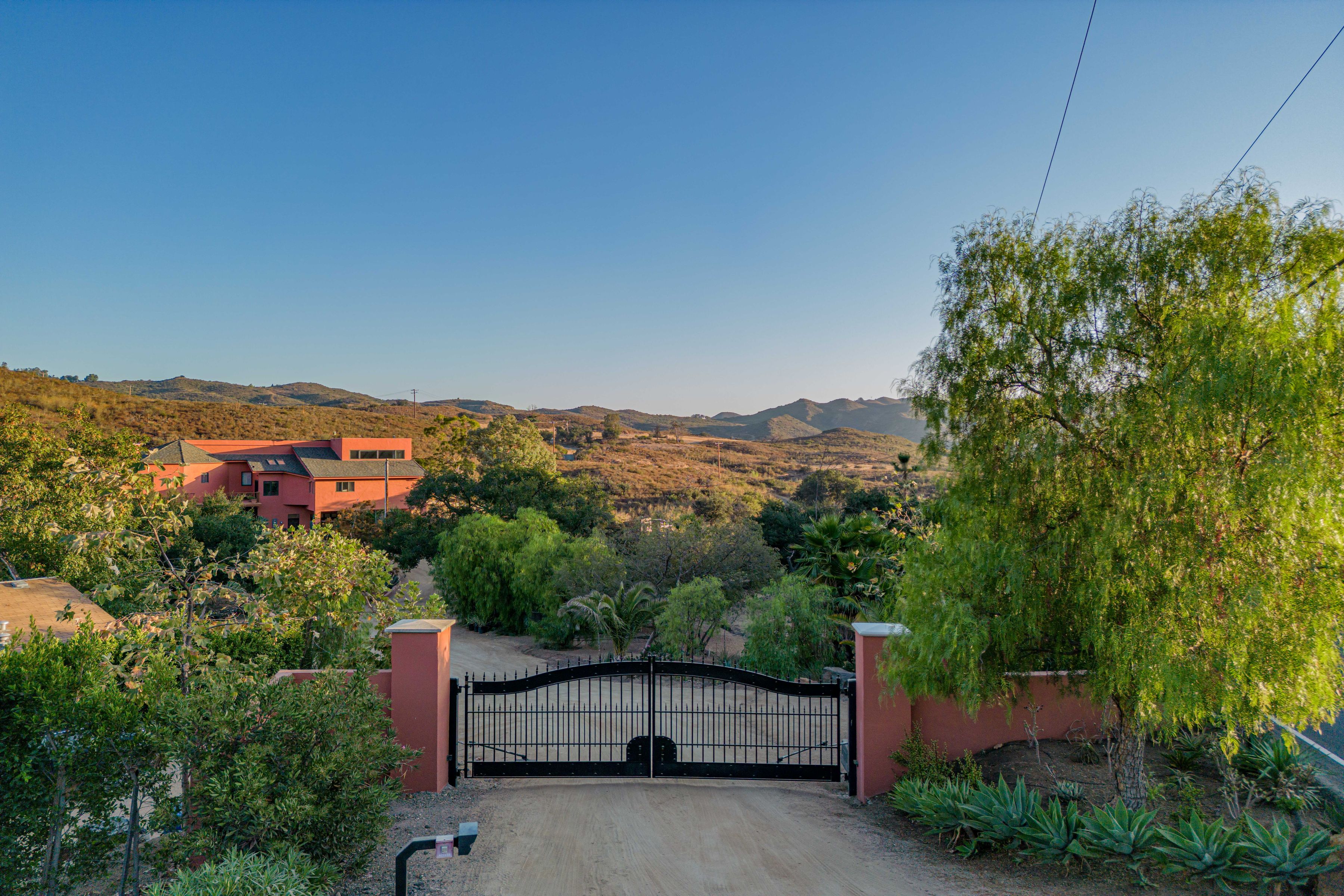 34136 Mulholland Highway - 物件實景