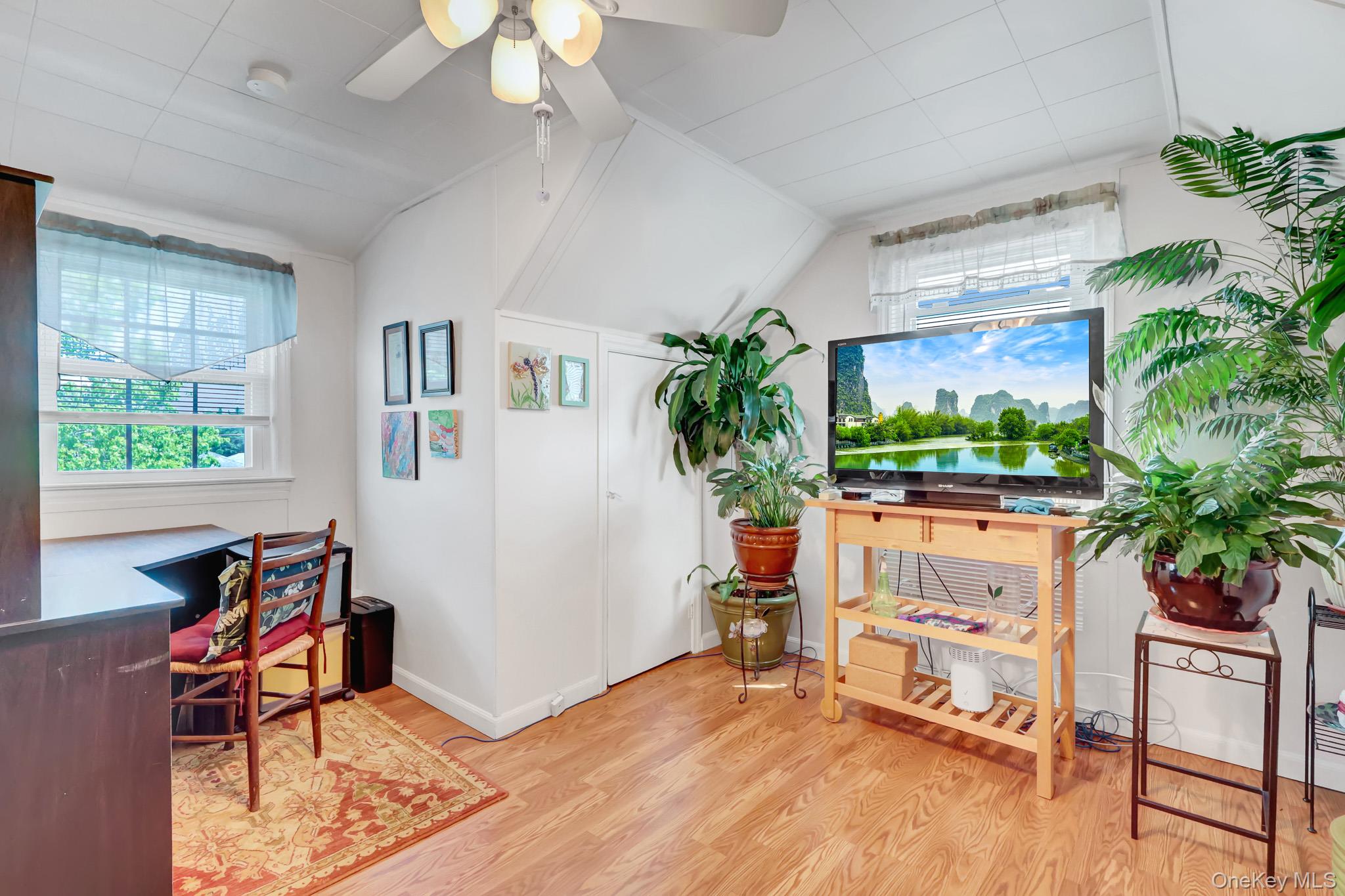  202 N Kings Avenue, Massapequa, NY, 11758 - 物件實景