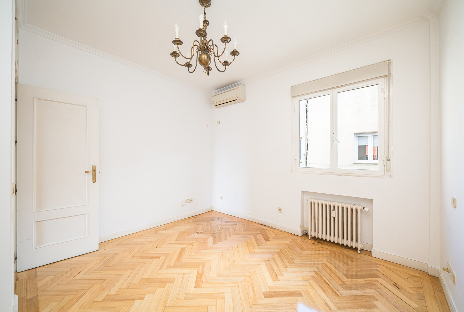  Very bright two-bedroom flat in Trafalgar - 物件實景