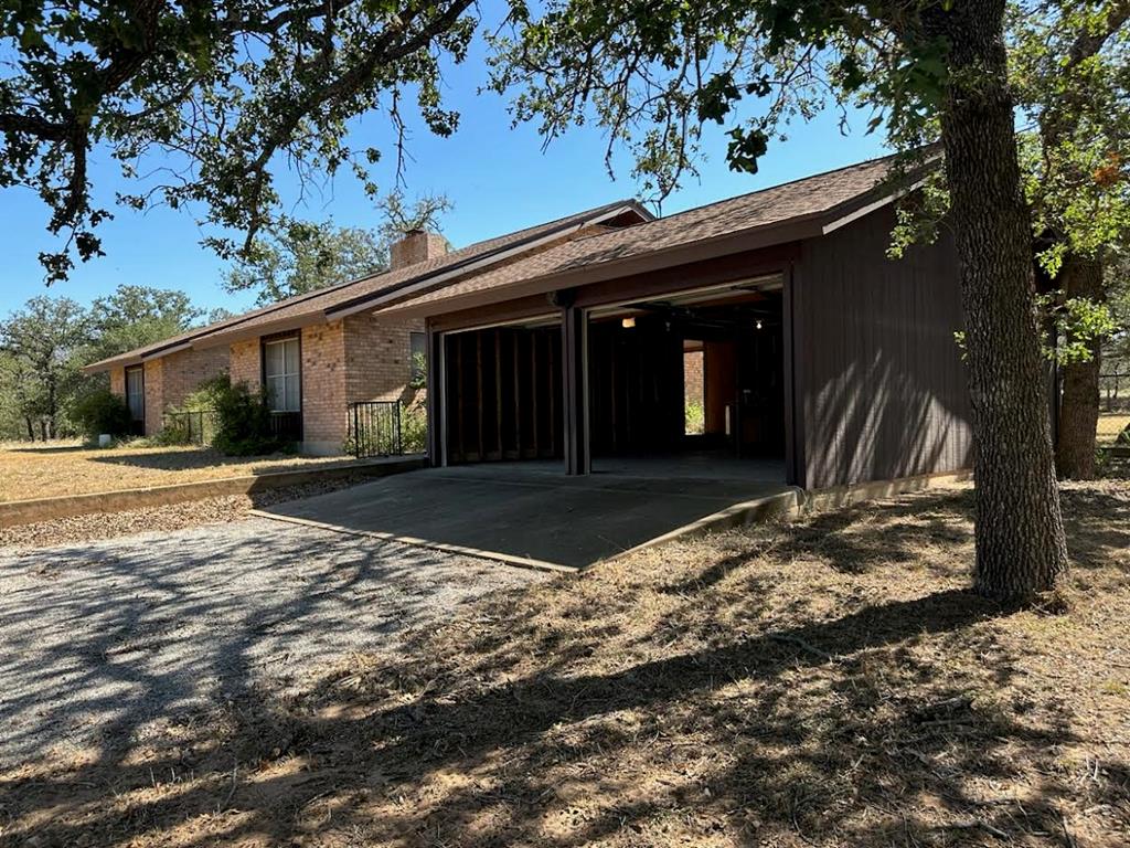 Fredericksburg, Texas, 78624, United States, 4 Bedrooms Bedrooms, ,2 BathroomsBathrooms,Residential,For Sale,1869551