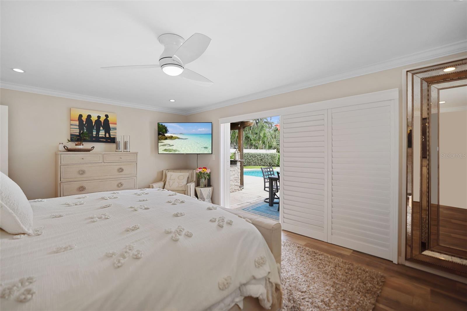 St. Petersburg, Florida, 33707, United States, 3 Bedrooms Bedrooms, ,2 BathroomsBathrooms,Residential,For Sale,1978831